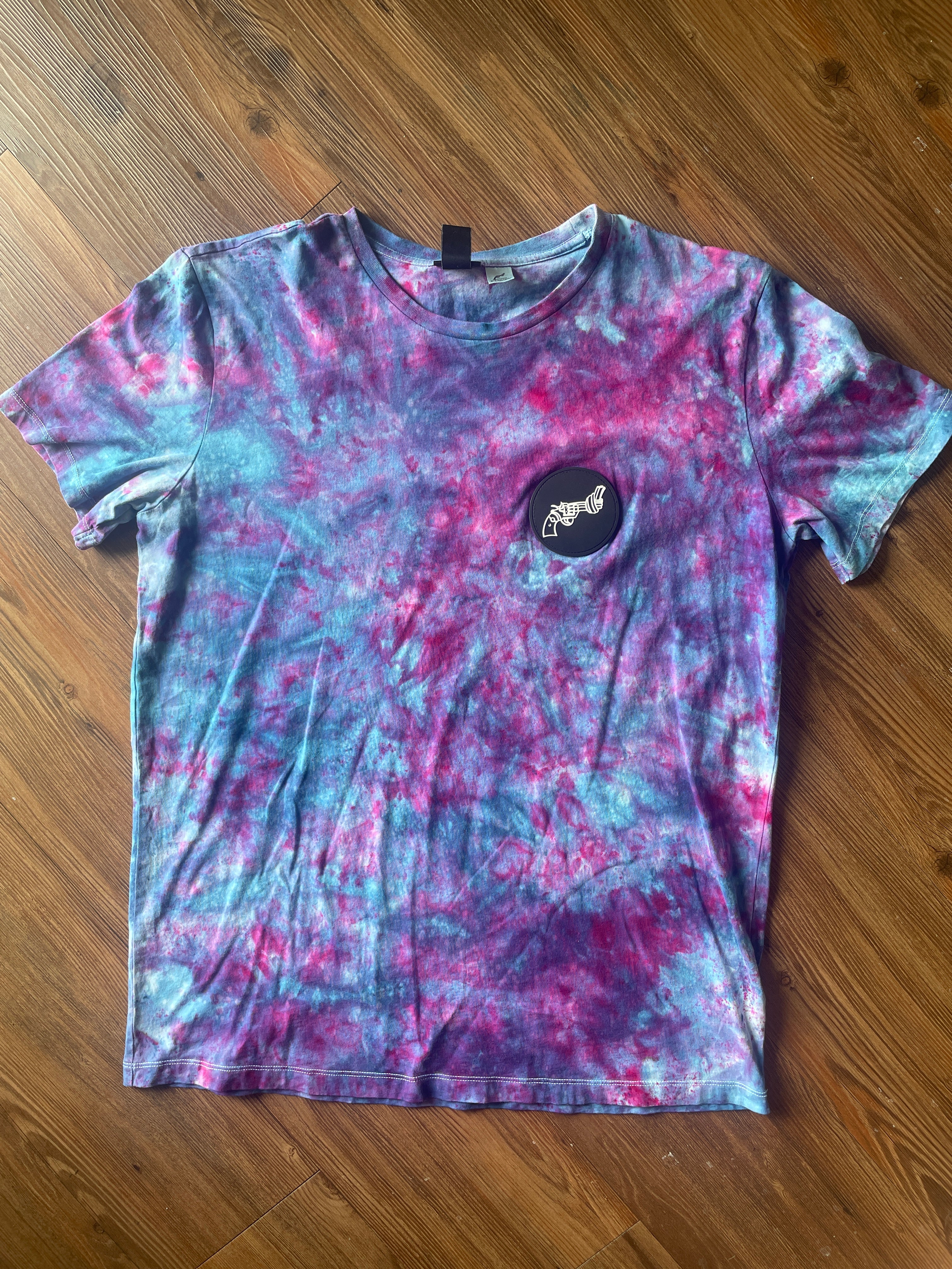 Large Women’s Anti-Gun Violence Handmade Galaxy Tie Dye T-Shirt | H&M Non-Violence Tie Dye Short Sleeve