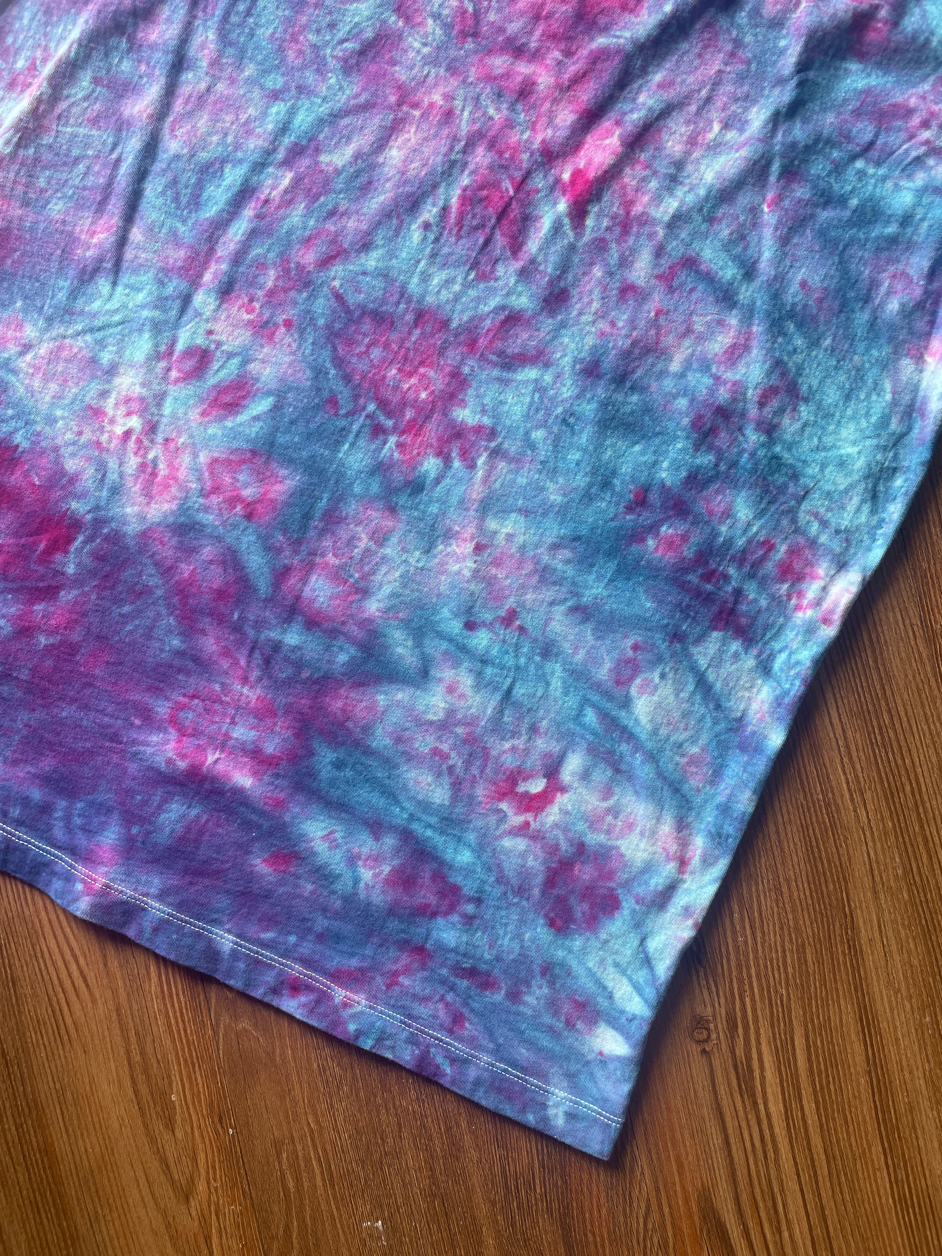 Large Women’s Anti-Gun Violence Handmade Galaxy Tie Dye T-Shirt | H&M Non-Violence Tie Dye Short Sleeve