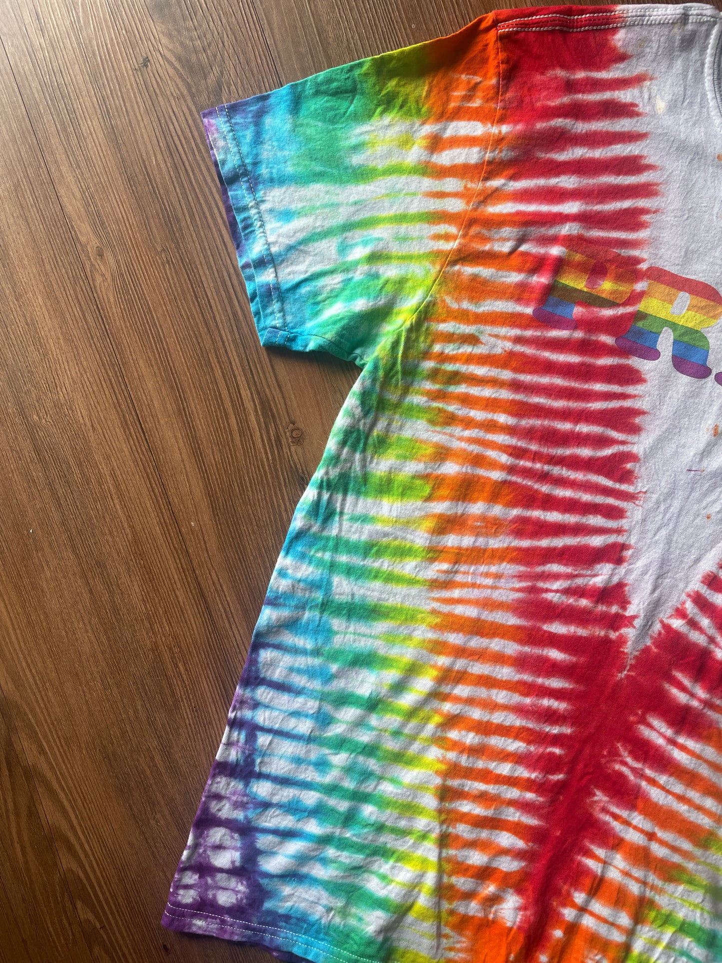 Large Men’s Rainbow PRIDE Handmade Tie Dye T-Shirt | LGBTQ+ Pride Month V-Pleated Tie Dye Short Sleeve