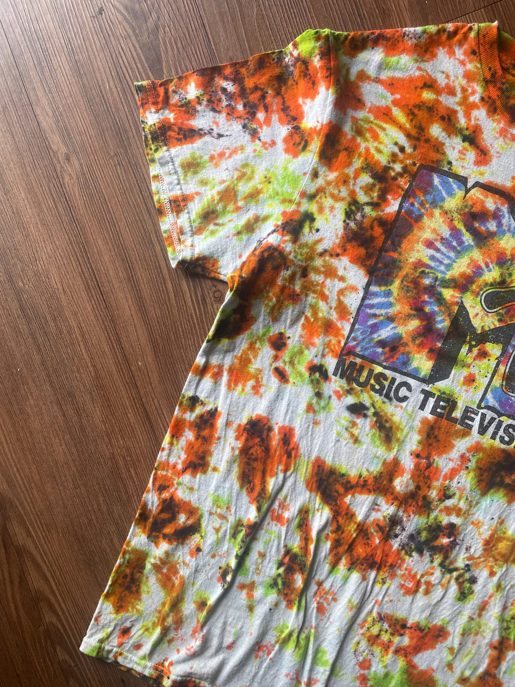 Medium Men’s MTV Retro Vibes Handmade Tie Dye T-Shirt | Music Television 90s Orange and Green Tie Dye Short Sleeve