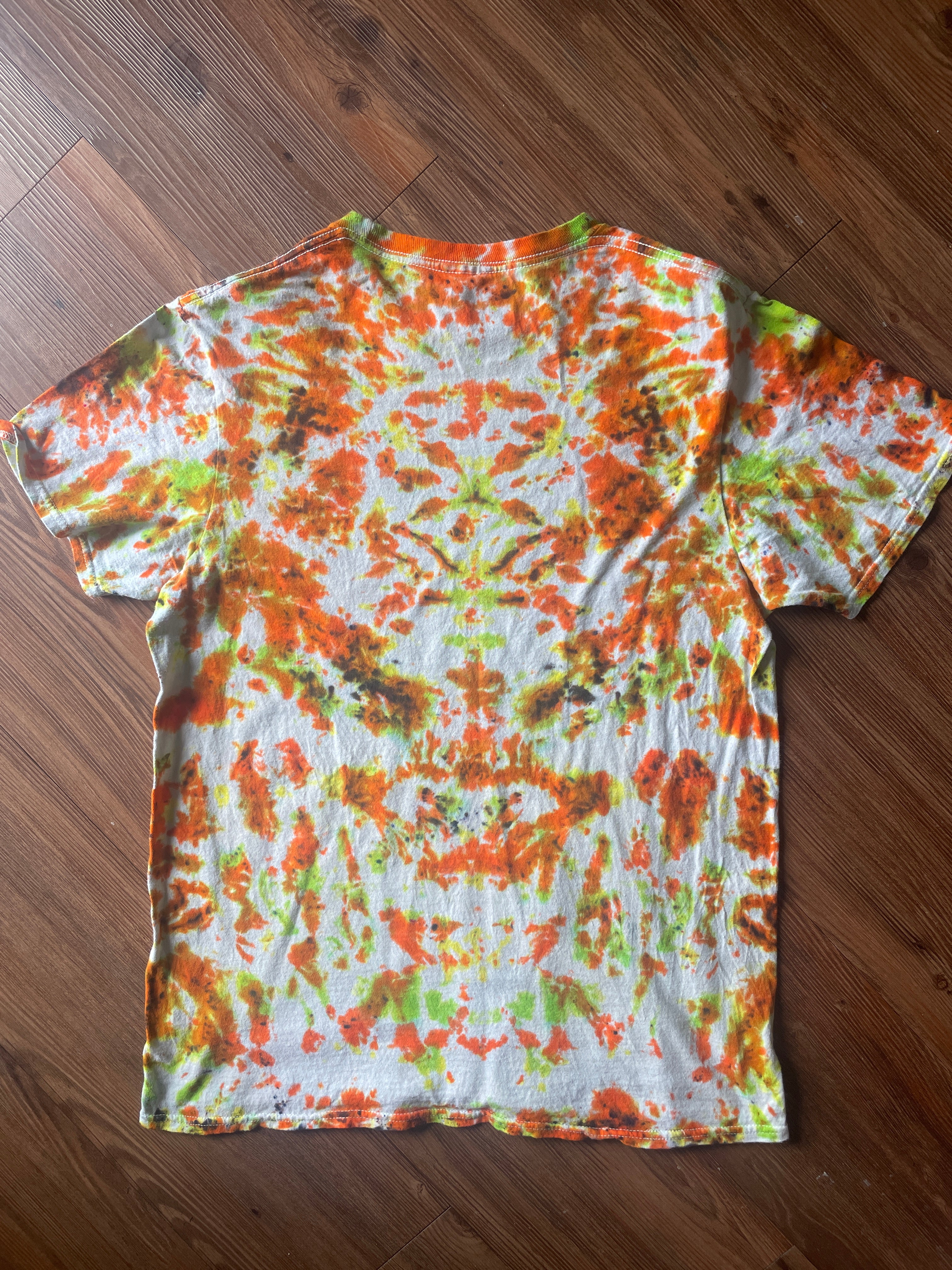 Medium Men’s MTV Retro Vibes Handmade Tie Dye T-Shirt | Music Television 90s Orange and Green Tie Dye Short Sleeve
