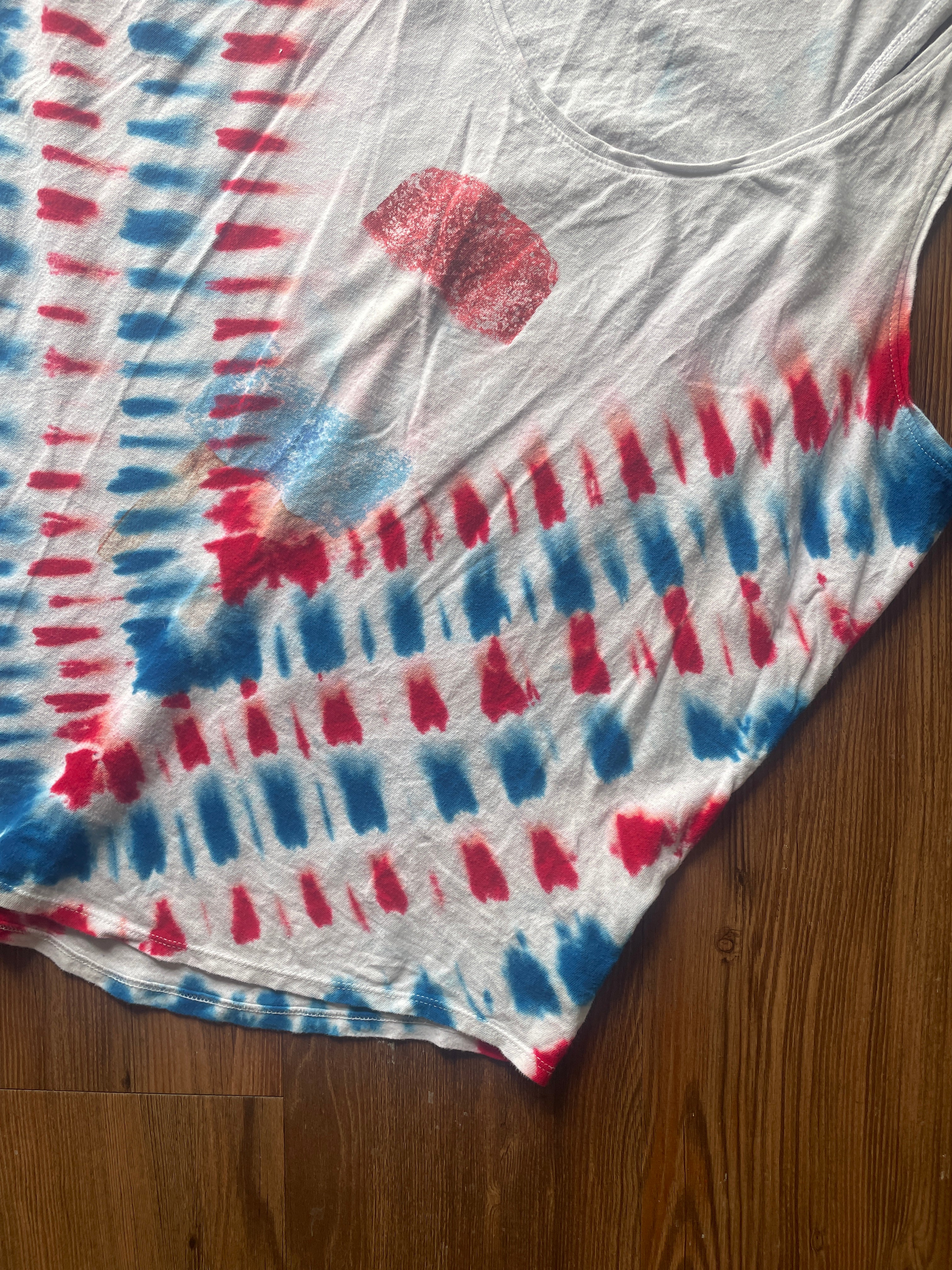 XL Women's Red White and Blue Popsicle Tie Dye Tank Top | Patiotric July 4 USA Sleeveless Top