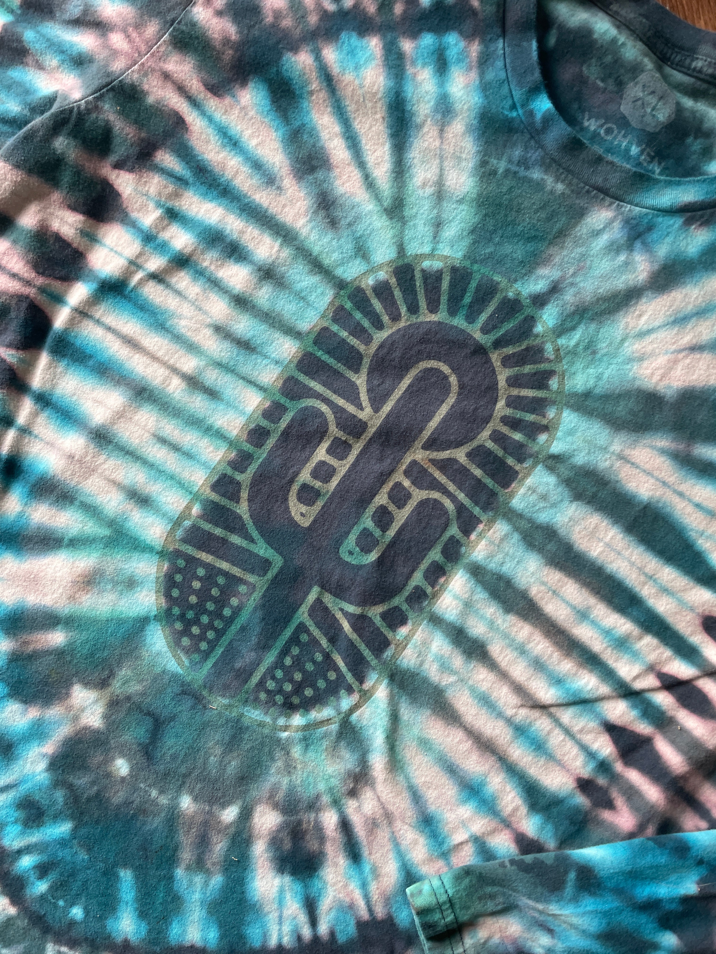 XL Men’s Cactus Sunburst Handmade Tie Dye T-Shirt | Blue and Green Long Sleeve Wohven Tee