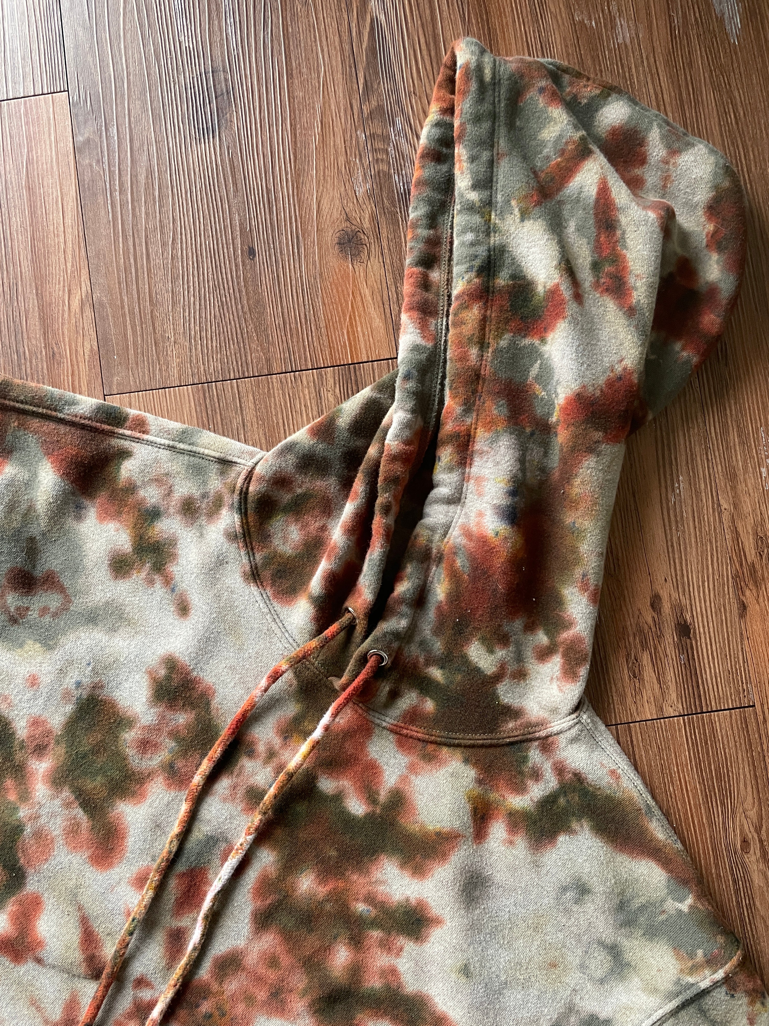 MEDIUM Women’s Olive Green Wild Fable Handmade Tie Dye Cropped Sweatshirt | Green and Orange Earth Tones Long Sleeve Hoodie