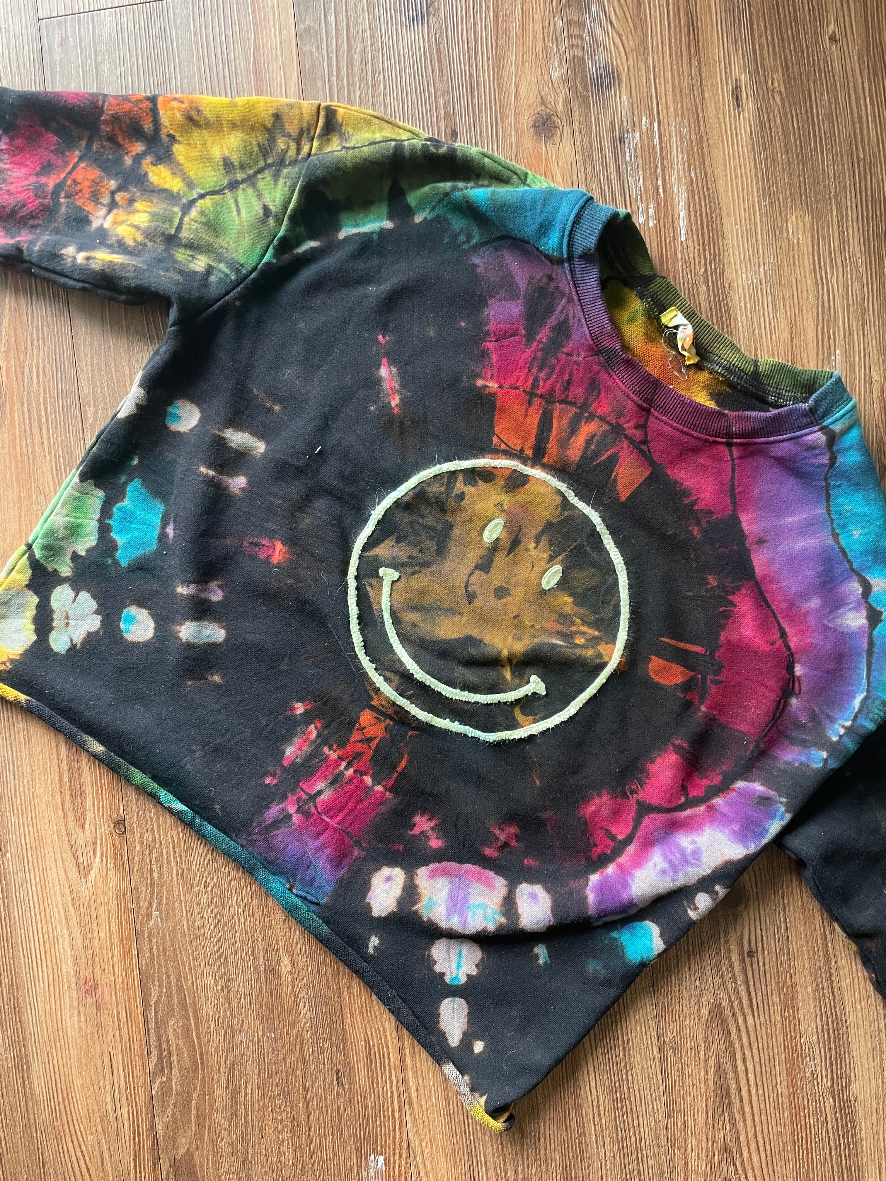 SMALL Women’s Happy Face Handmade Geode Tie Dye Sweatshirt | Black and Rainbow Quarter Length Sleeve Sweatshirt