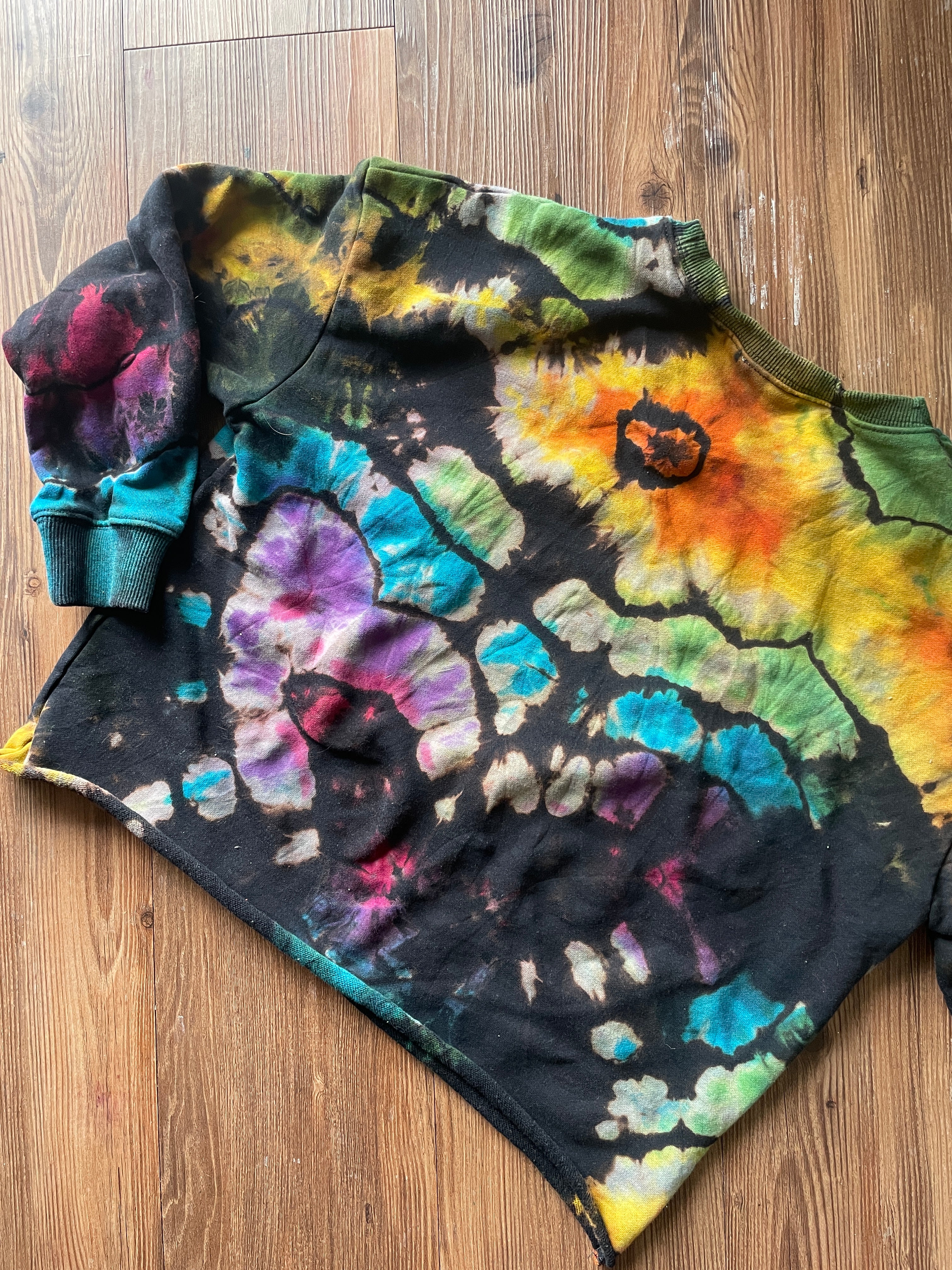 SMALL Women’s Happy Face Handmade Geode Tie Dye Sweatshirt | Black and Rainbow Quarter Length Sleeve Sweatshirt