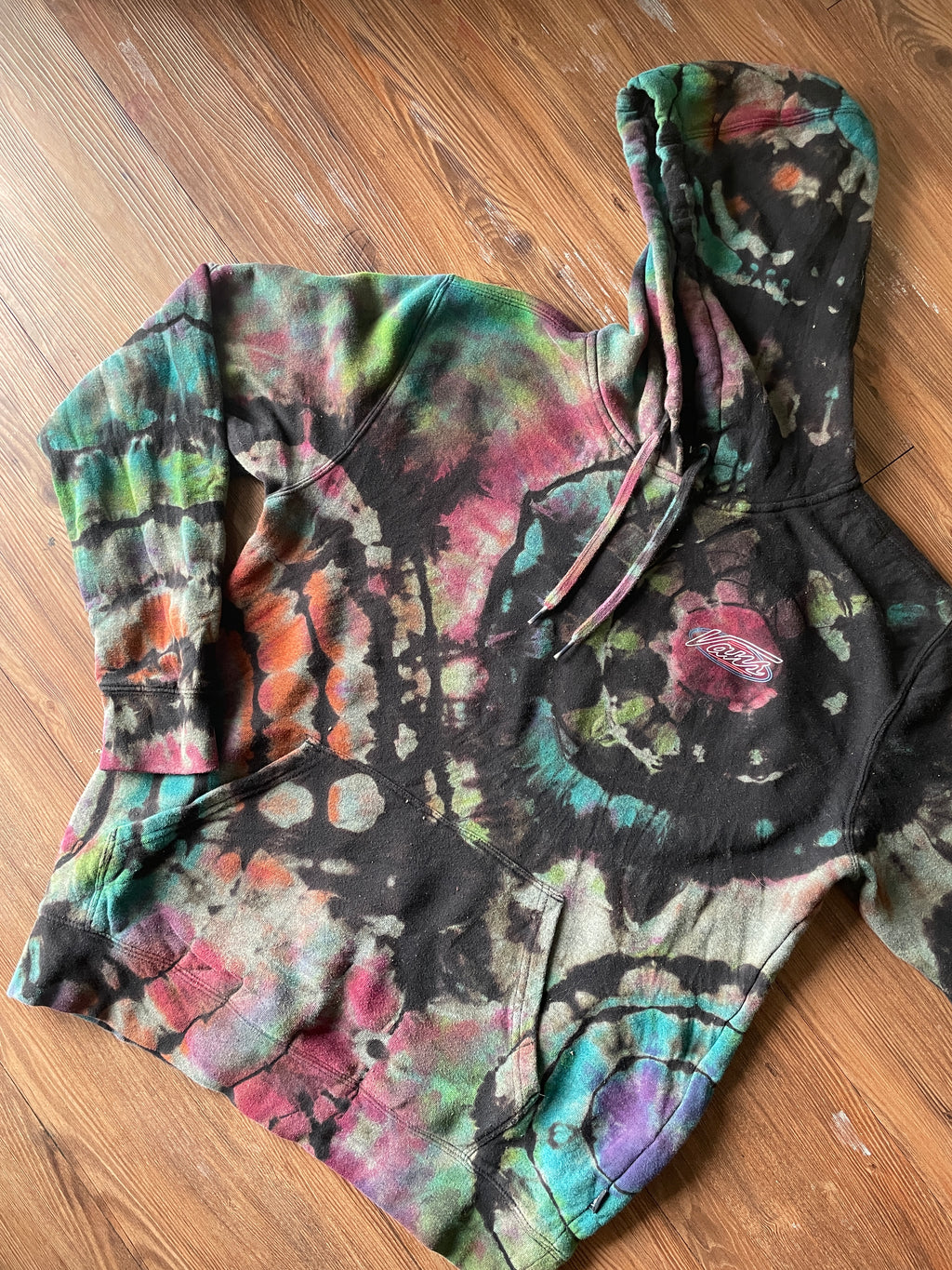 LARGE Men’s Vans Neon Skeleton Pizza Handmade Geode Tie Dye Sweatshirt | Rainbow and Black Long Sleeve Hoodie