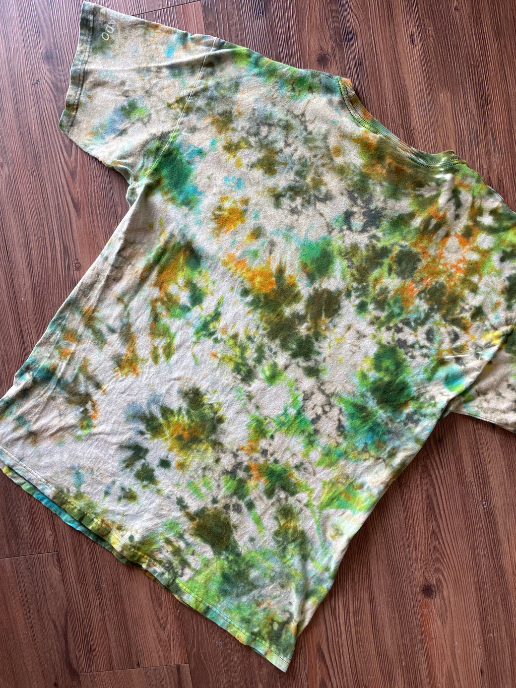 XL Men’s Keep Calm and Play Dead Handmade Tie Dye T-Shirt | Colorado Tourism Earth Tones Crumpled Bleach Dye Short Sleeve