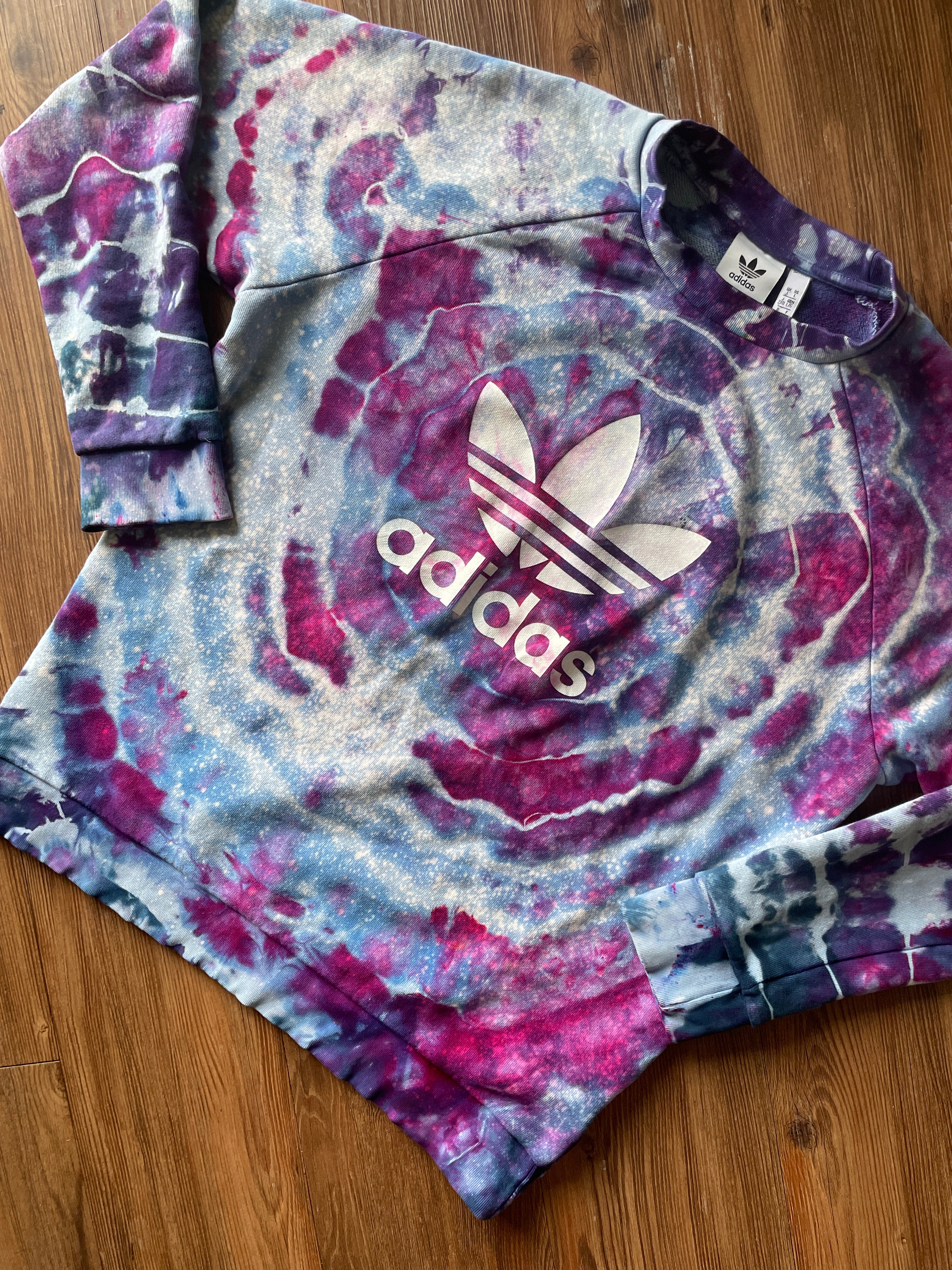 LARGE Men’s adidas Trefoil Handmade Galaxy Geode Tie Dye Crewneck Sweatshirt | Purple, Pink, and Blue Long Sleeve Sweatshirt