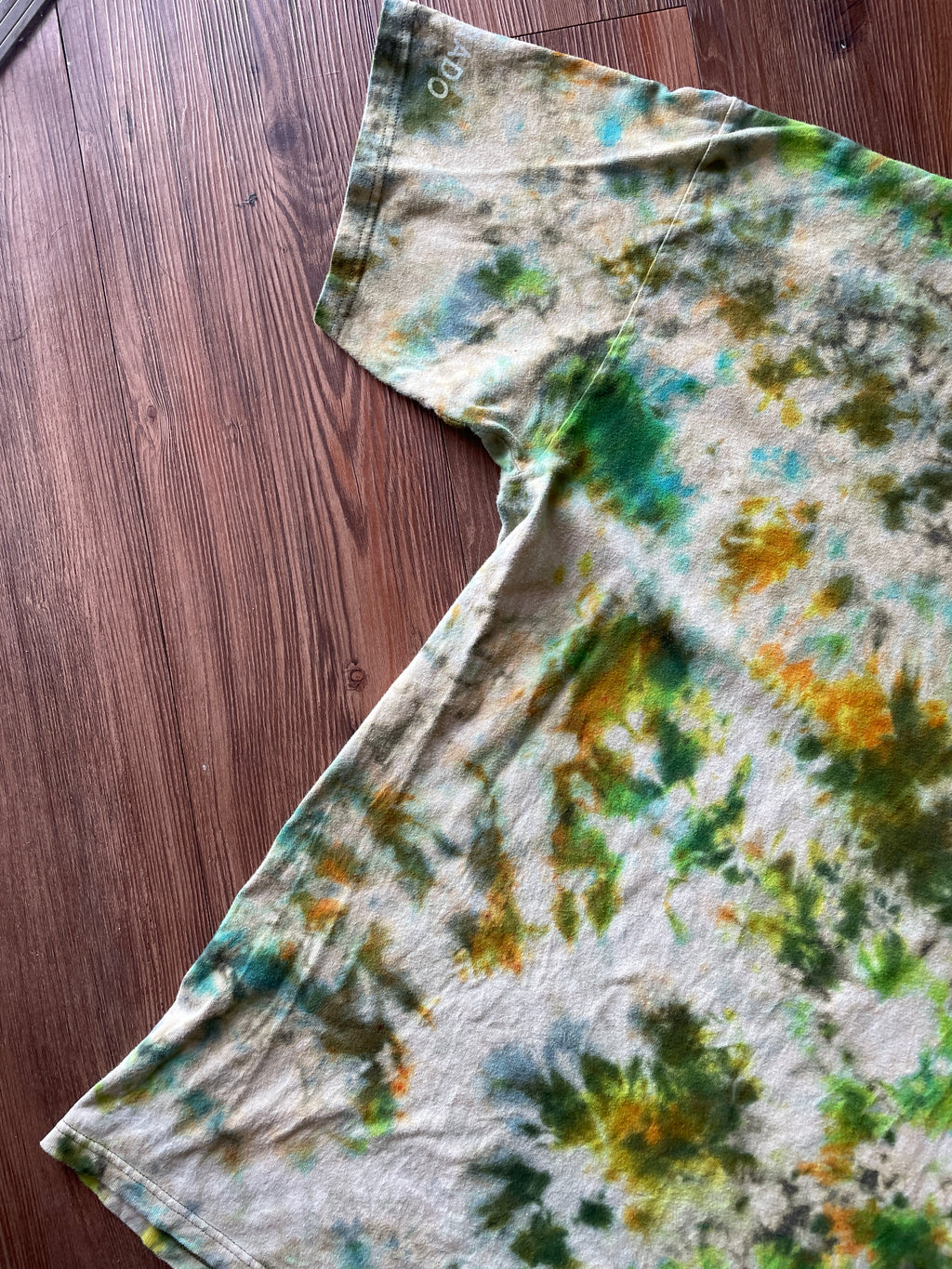 XL Men’s Keep Calm and Play Dead Handmade Tie Dye T-Shirt | Colorado Tourism Earth Tones Crumpled Bleach Dye Short Sleeve