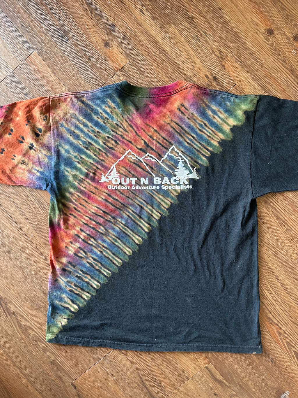 XL Men’s Out n Back Outdoor Adventure Specialists Handmade Tie Dye T-Shirt | Warm Tones Earth Tones Pleated Bleach Dye Short Sleeve