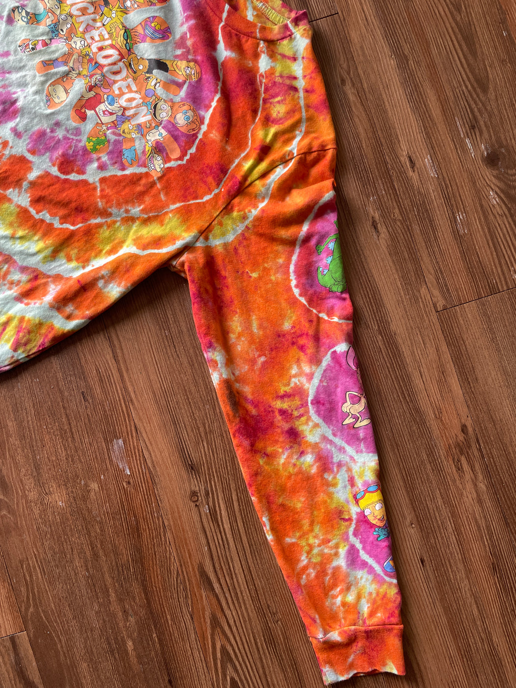 LARGE Men’s 90s Nickelodeon Characters Handmade Geode Tie Dye T-Shirt | Orange, Pink, and Yellow Long Sleeve Tee