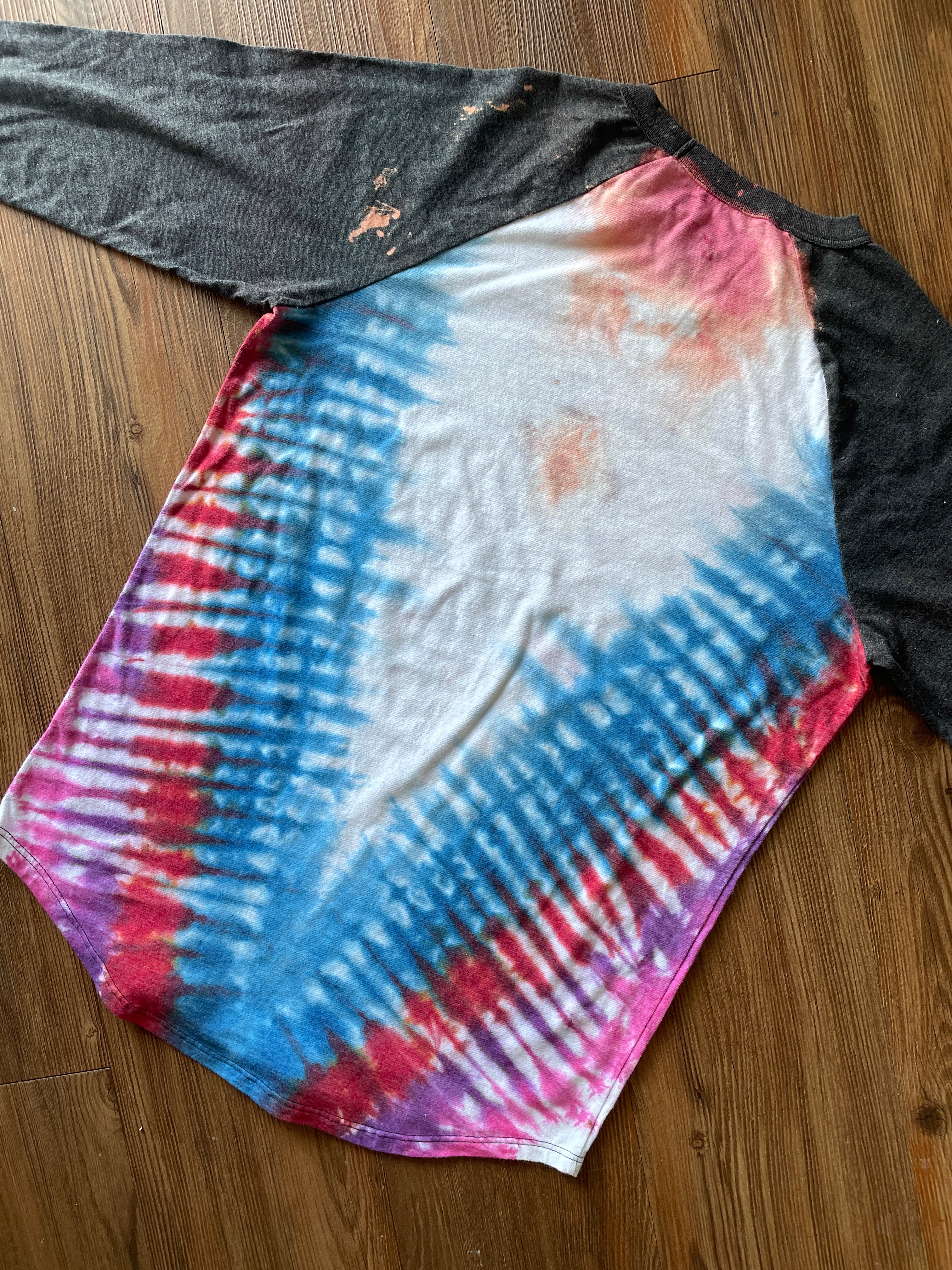 Small/Medium Women’s Star Wars The Last Jedi Handmade Tie Dye T-Shirt | Lucas Films Blue and Red Pleated Tie Dye Baseball 3/4 Sleeve