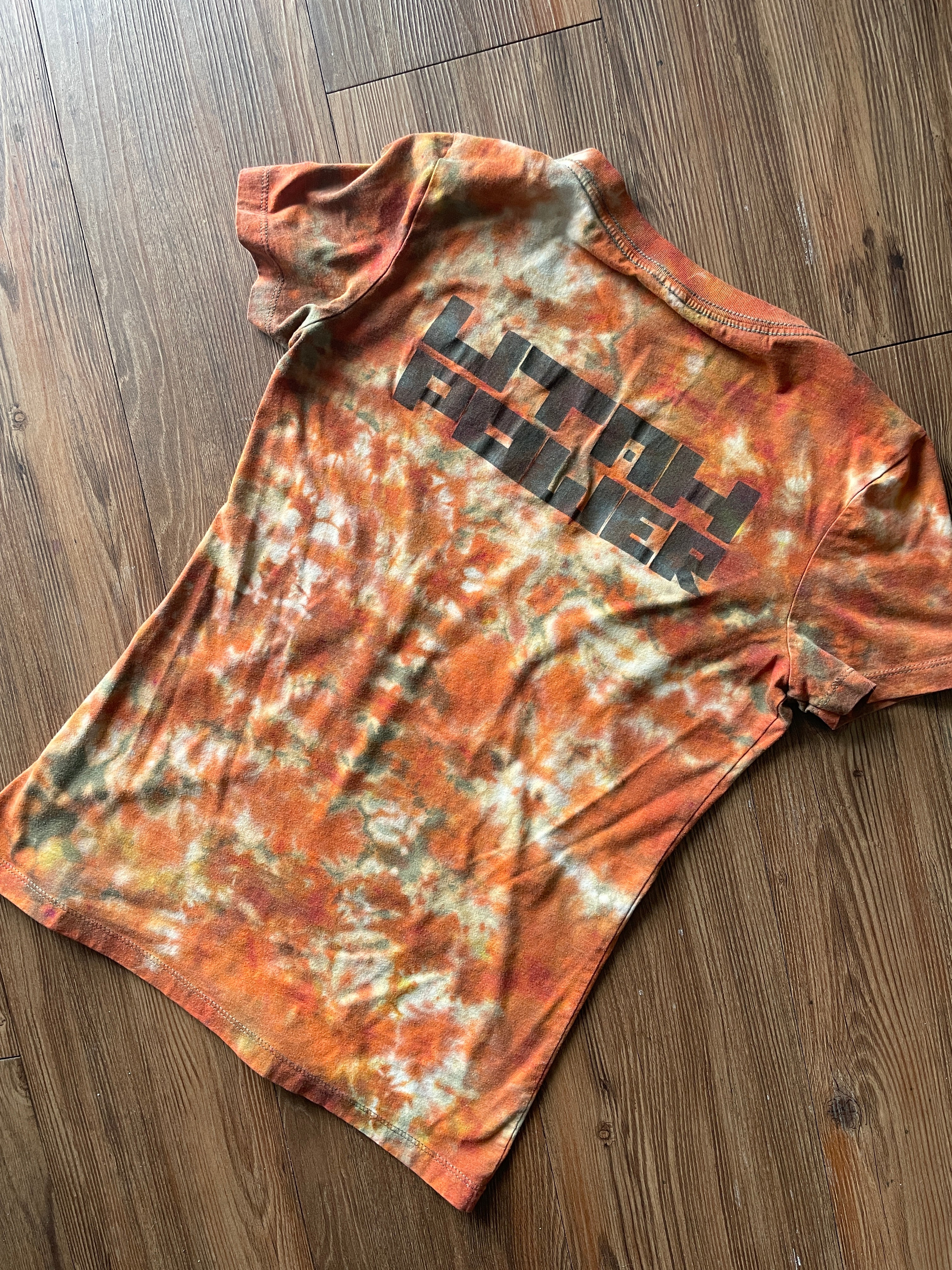 Small Women’s Mountain Works Utah Handmade Tie Dye V-Neck T-Shirt | Orange and Yellow Earth Tones Tie Dye Short Sleeve