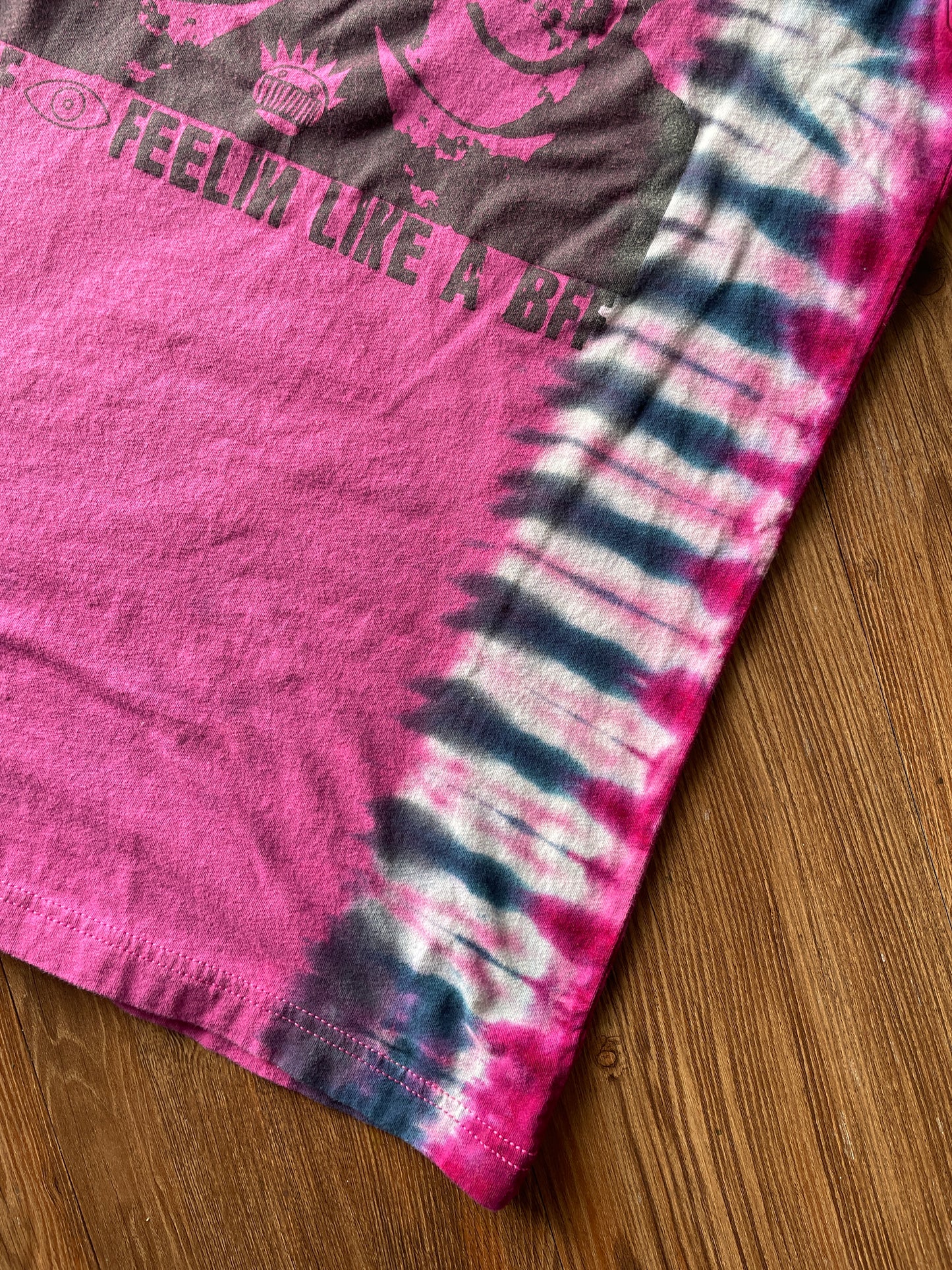 Medium Men’s WEEN Handmade Reverse Tie Dye T-Shirt | Pink and Black Pleated Tie Dye Short Sleeve