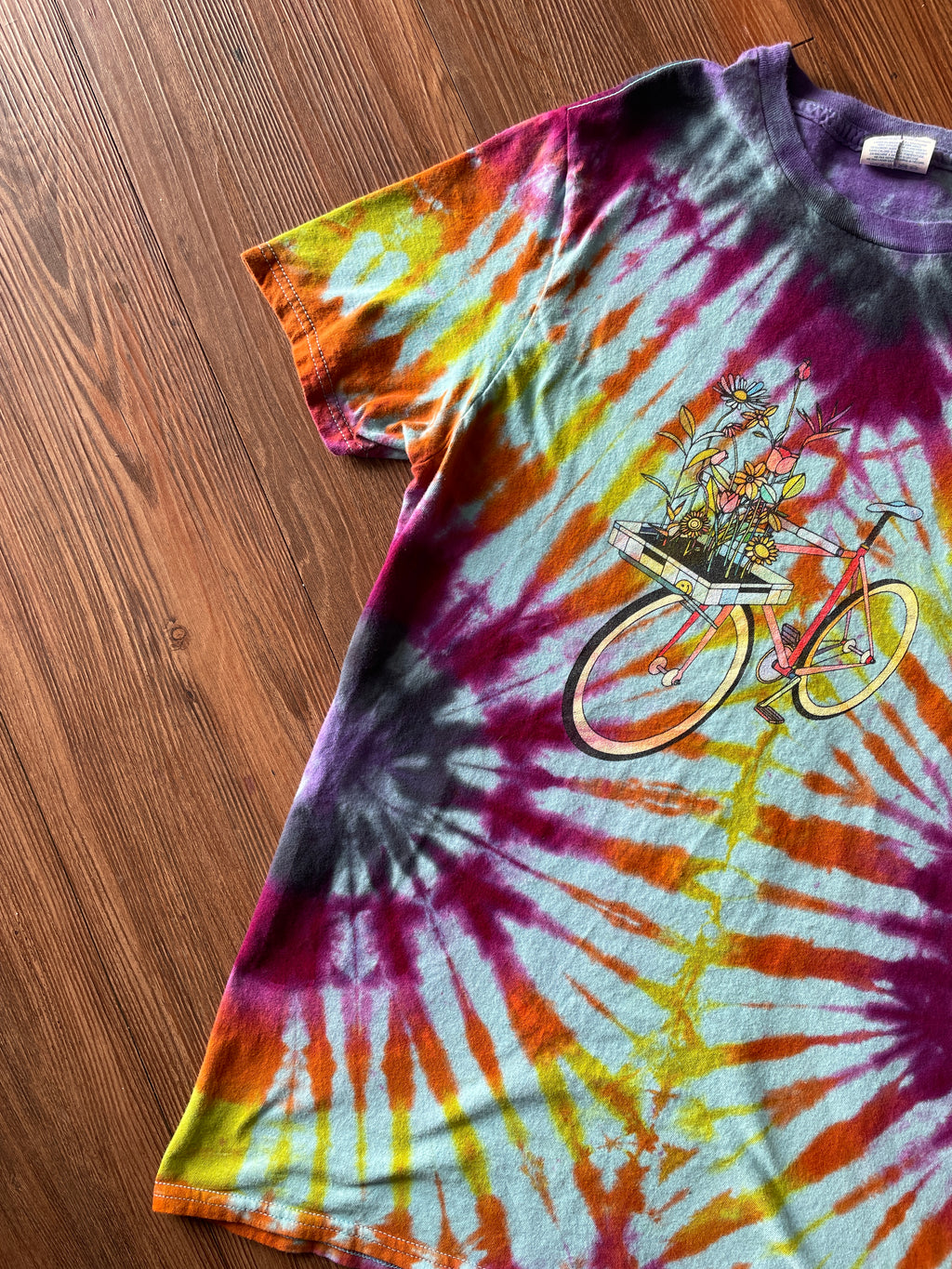 Small Women’s Floral Bicycle Handmade Reverse Tie Dye T-Shirt | Blue, Pink, and Orange Pleated Tie Dye Short Sleeve