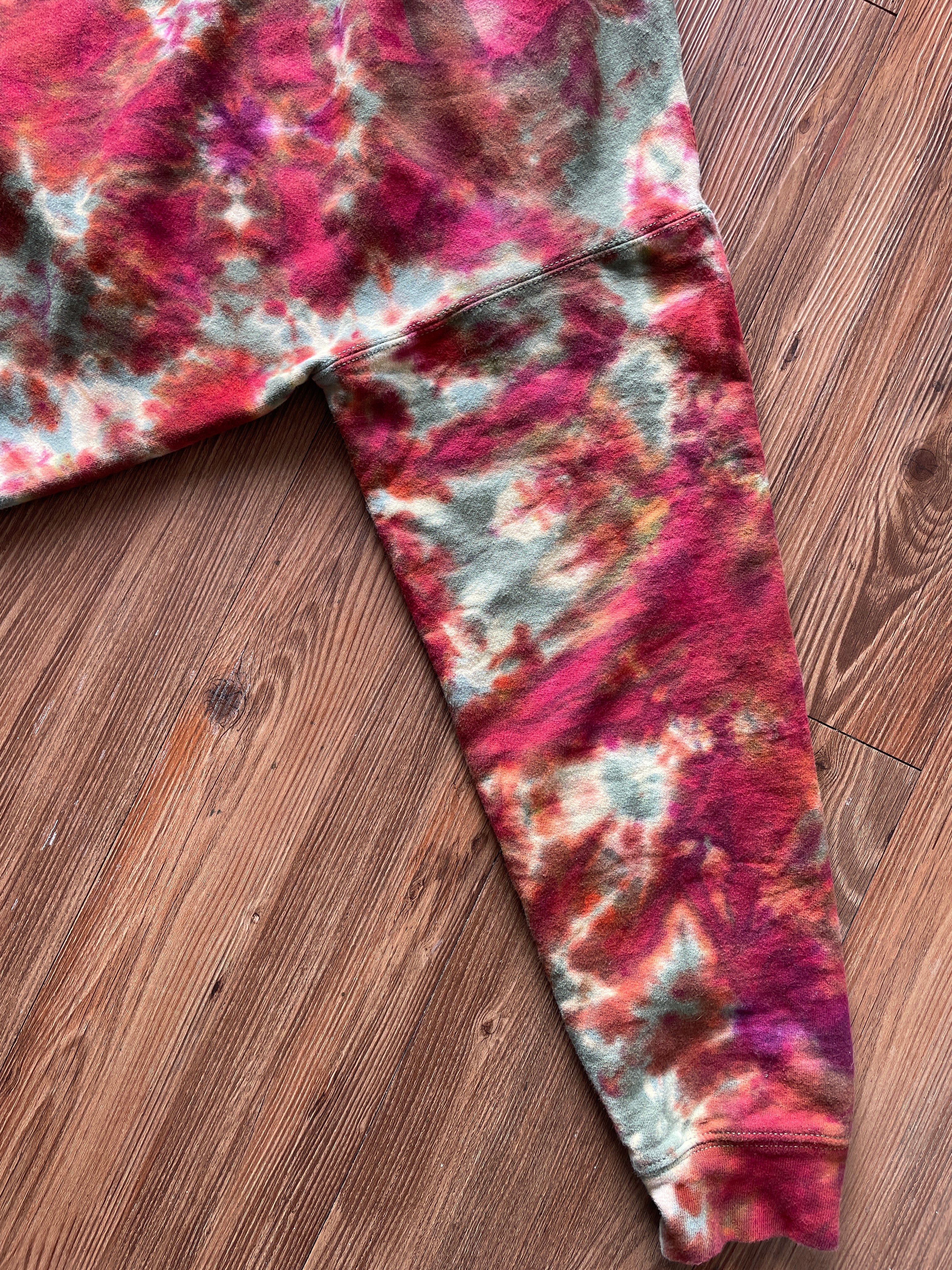 Medium Men’s The Lab Project Handmade Reverse Tie Dye Sweatshirt | Green and Red Tie Dye Long Sleeve