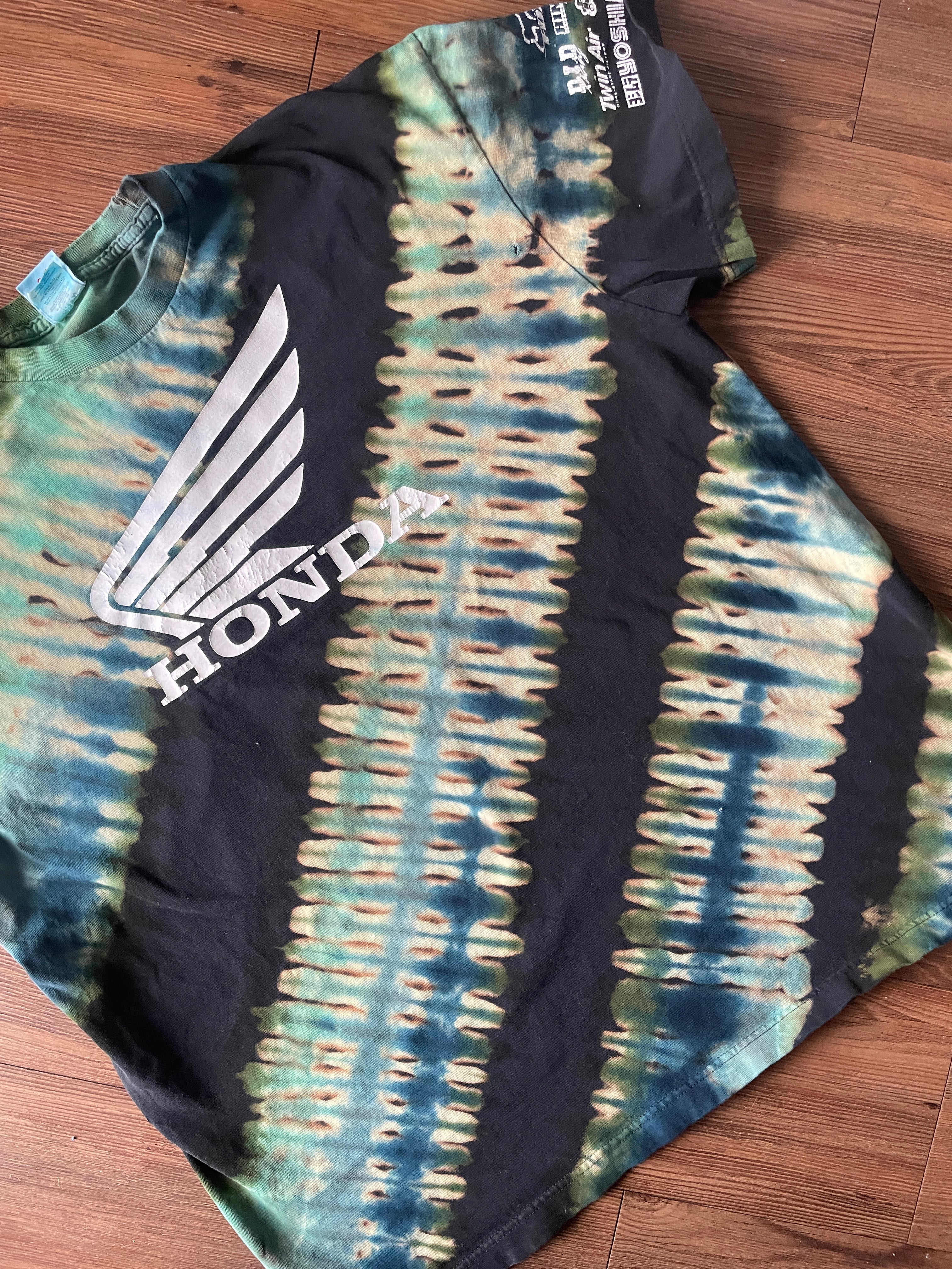 2XL Men’s Honda Racing Handmade Tie Dye T-Shirt | Black and Blue Bleach Dye Pleated Short Sleeve