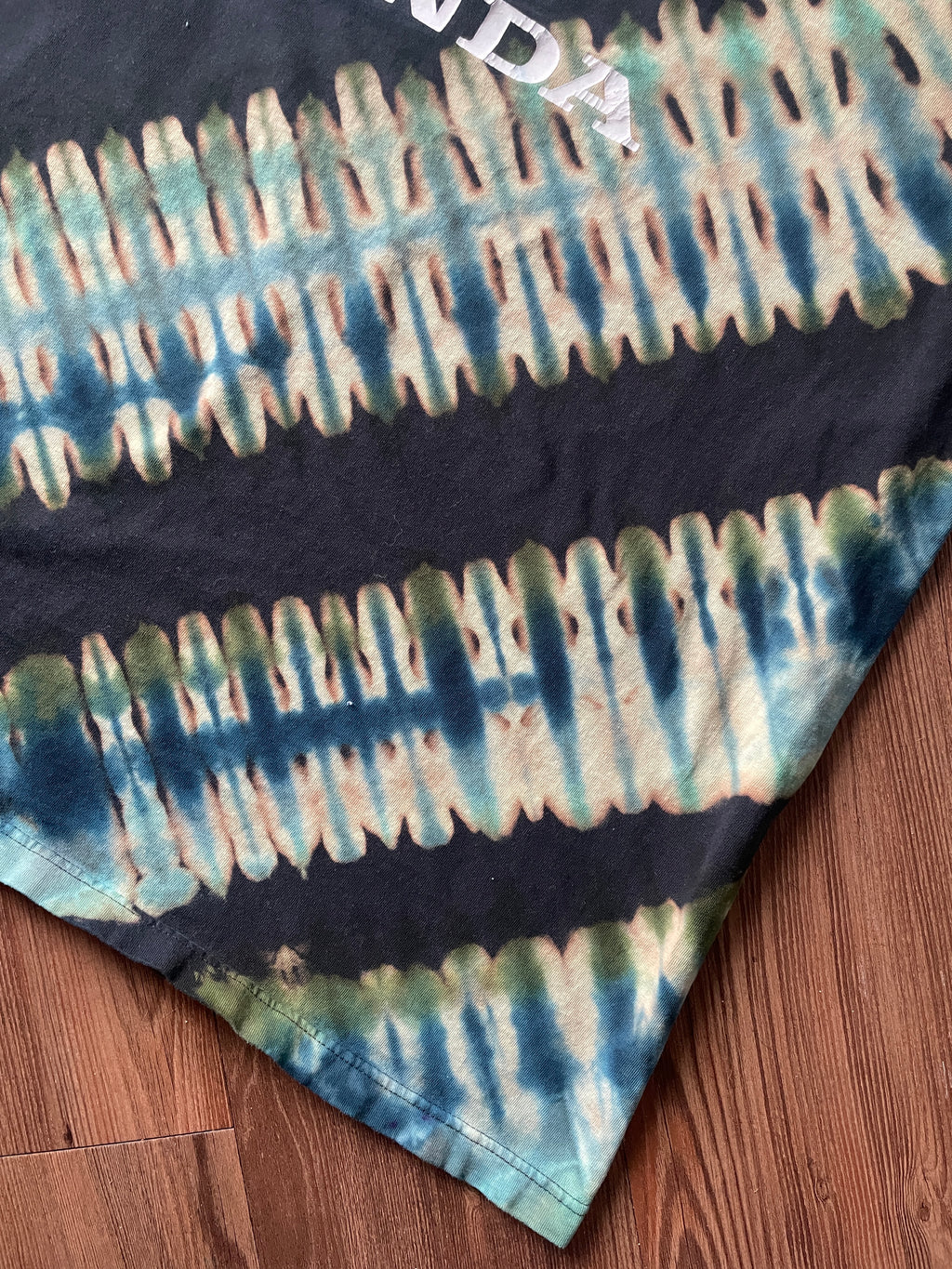 2XL Men’s Honda Racing Handmade Tie Dye T-Shirt | Black and Blue Bleach Dye Pleated Short Sleeve