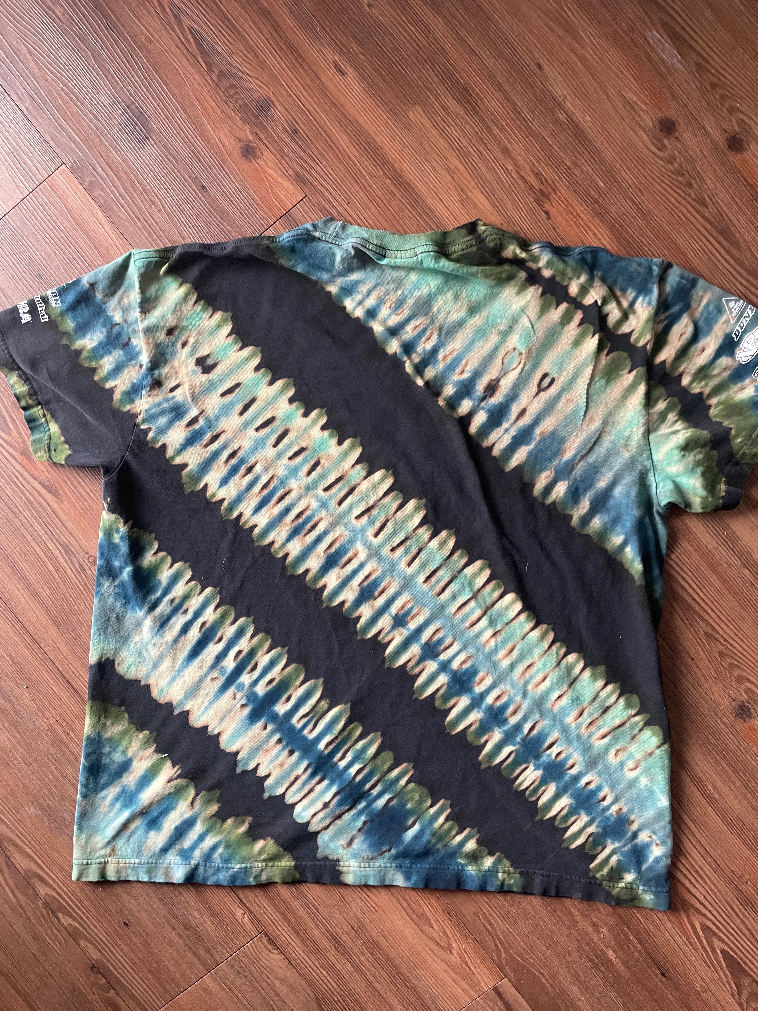 2XL Men’s Honda Racing Handmade Tie Dye T-Shirt | Black and Blue Bleach Dye Pleated Short Sleeve