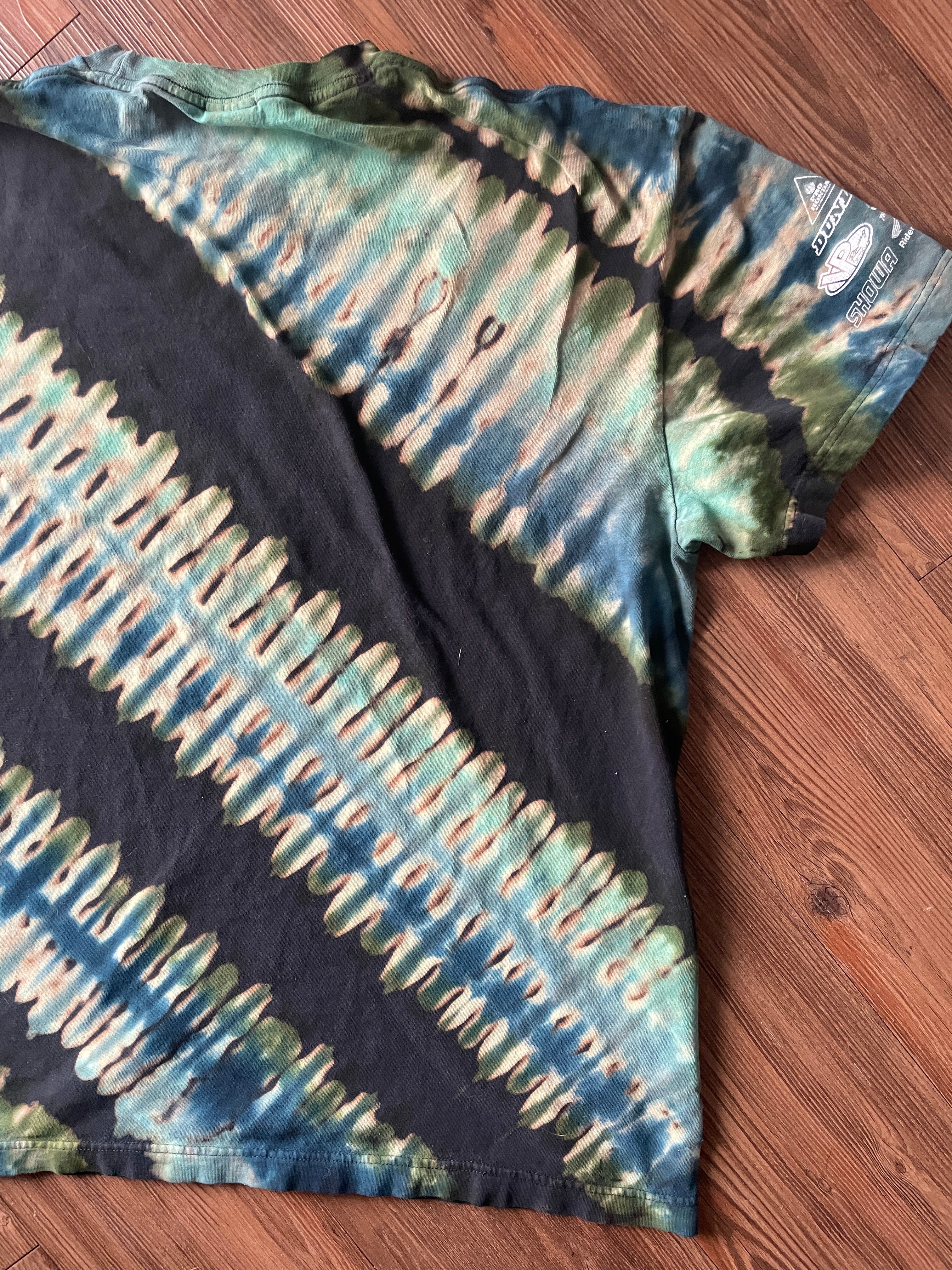 2XL Men’s Honda Racing Handmade Tie Dye T-Shirt | Black and Blue Bleach Dye Pleated Short Sleeve