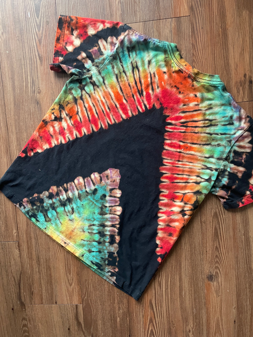 MEDIUM Unisex Pink Floyd Dark Side of the Moon Handmade Tie Dye T-Shirt | One-Of-a-Kind Black and Rainbow Short Sleeve