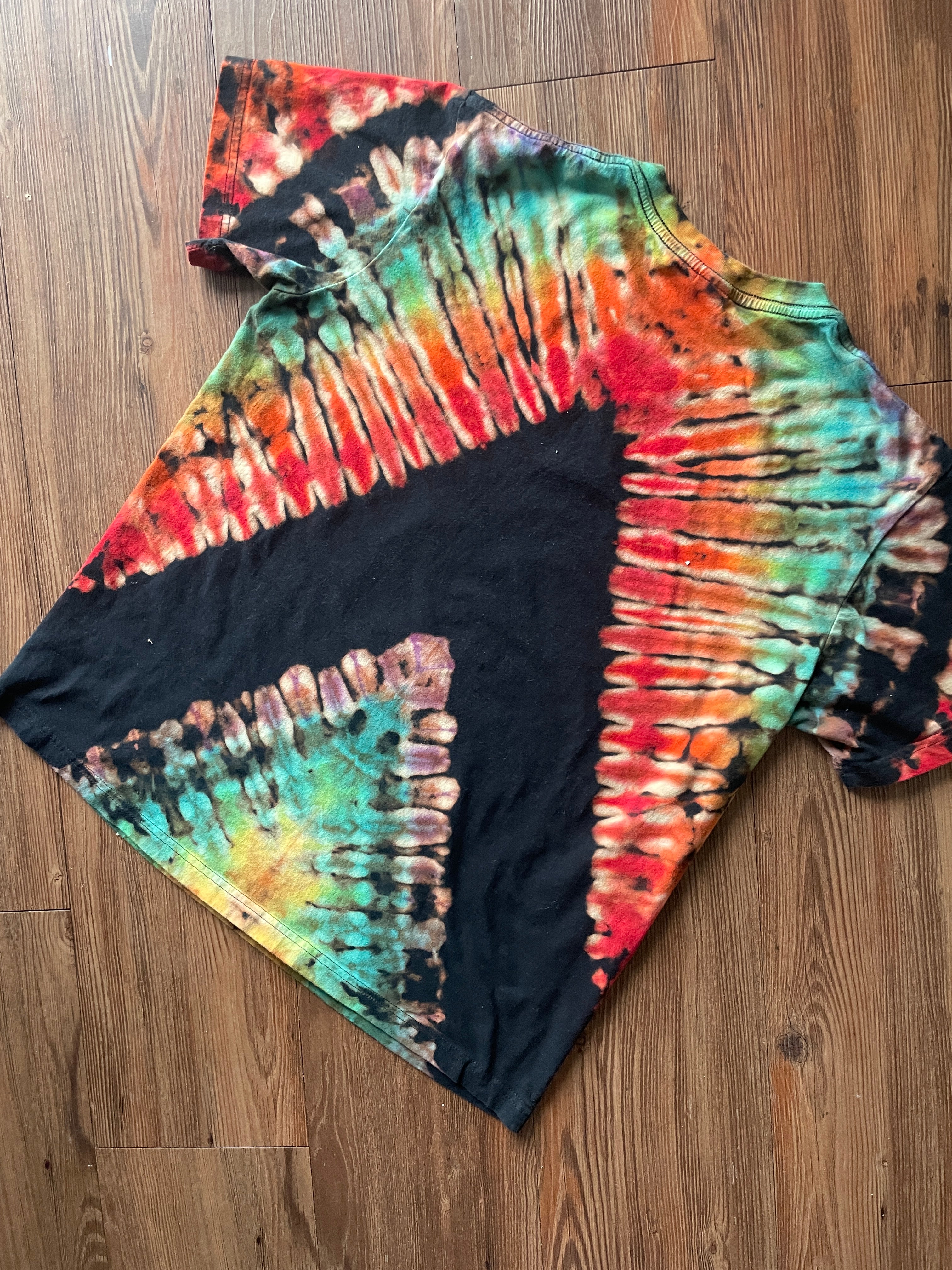 MEDIUM Unisex Pink Floyd Dark Side of the Moon Handmade Tie Dye T-Shirt | One-Of-a-Kind Black and Rainbow Short Sleeve