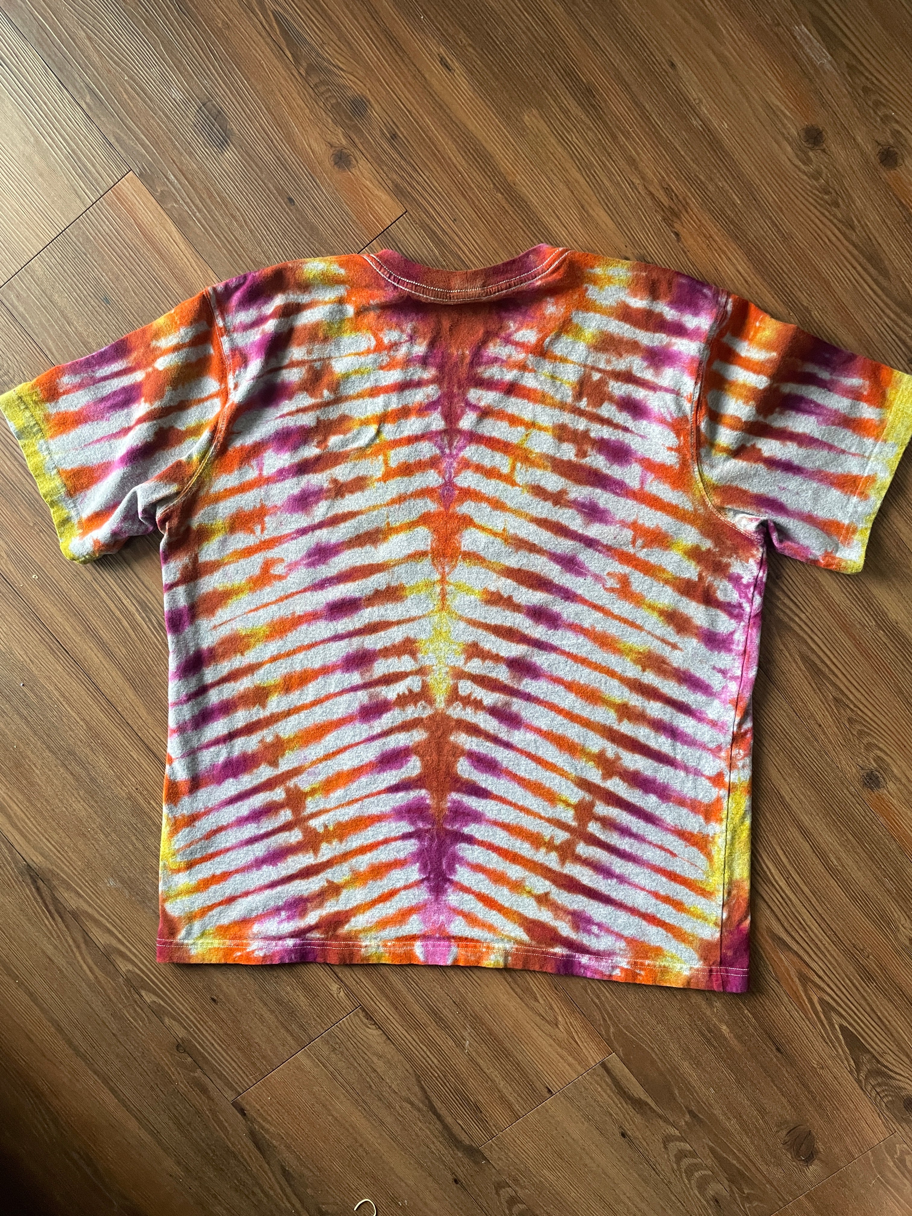 LARGE Men’s Carhartt Relaxed Fit Handmade Tie Dye T-Shirt | One-Of-a-Kind Orange and Pink Short Sleeve
