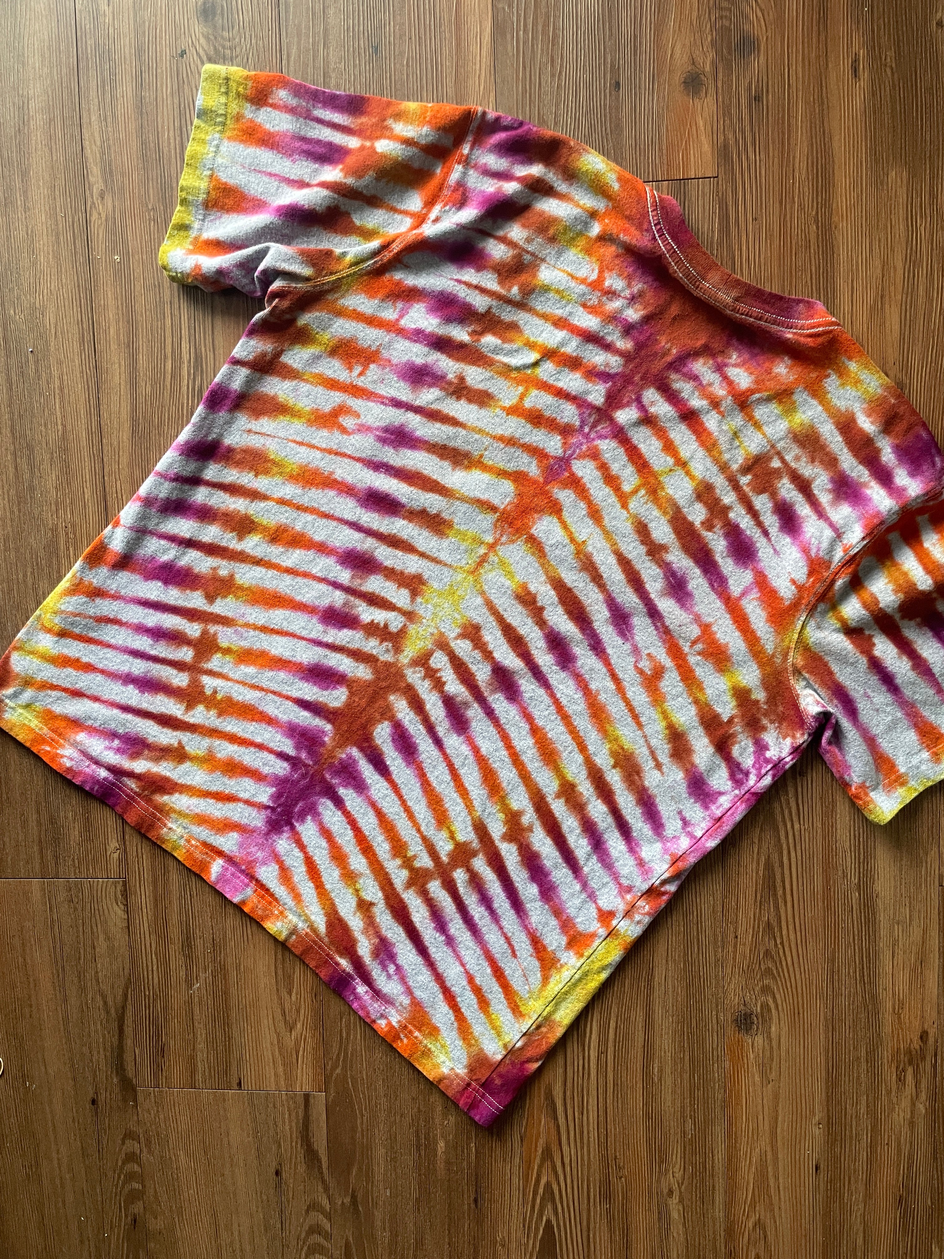 LARGE Men’s Carhartt Relaxed Fit Handmade Tie Dye T-Shirt | One-Of-a-Kind Orange and Pink Short Sleeve