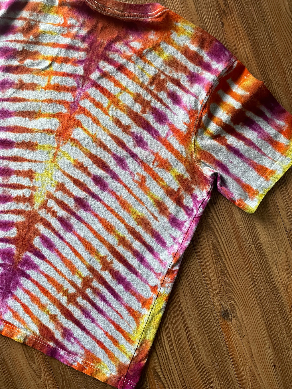 LARGE Men’s Carhartt Relaxed Fit Handmade Tie Dye T-Shirt | One-Of-a-Kind Orange and Pink Short Sleeve