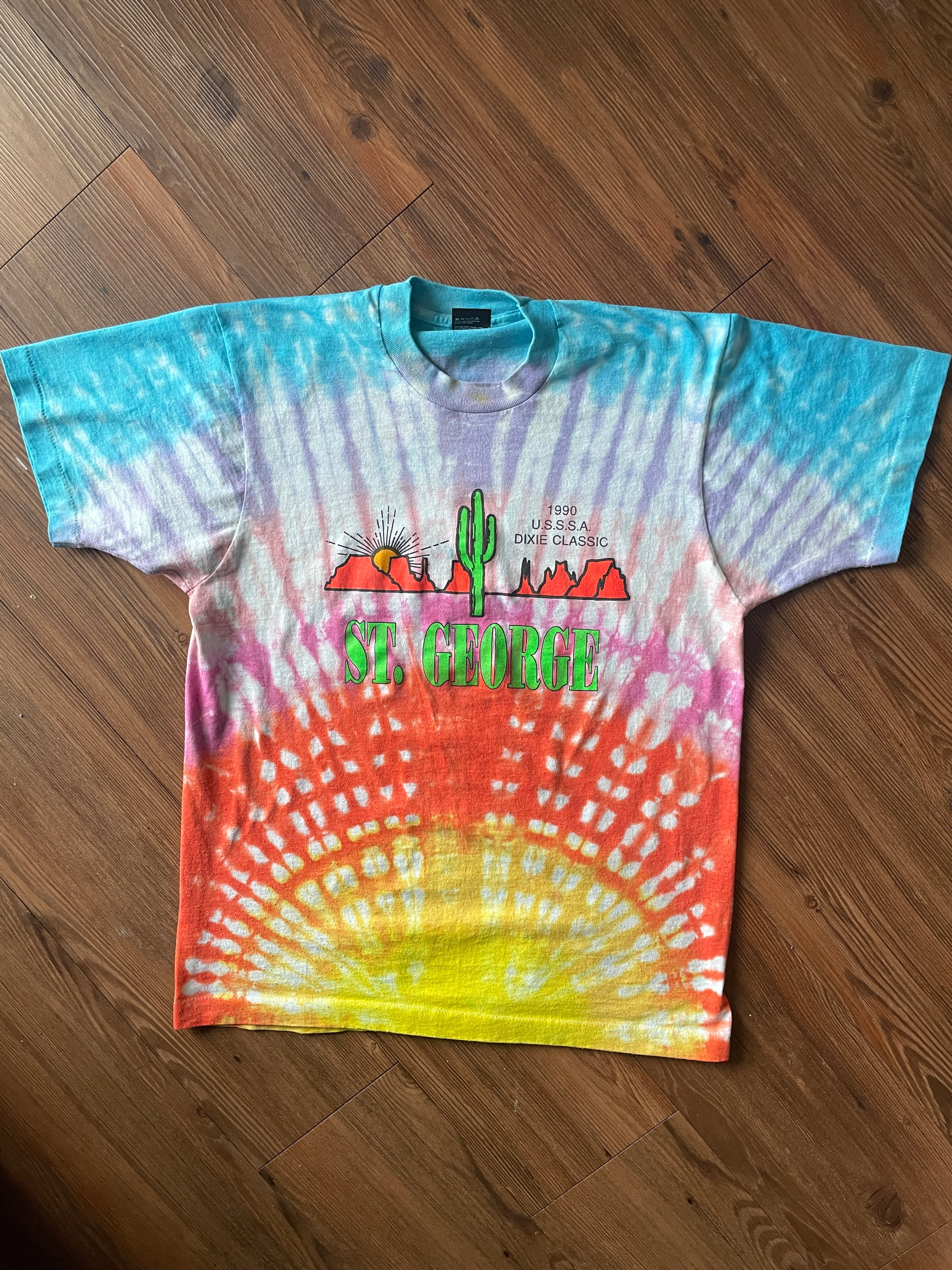 LARGE Vintage 1990 USSSA Dixie Classic Handmade Tie Dye T-Shirt | One-Of-a-Kind Sunrise Pleated Saint George, Utah Short Sleeve
