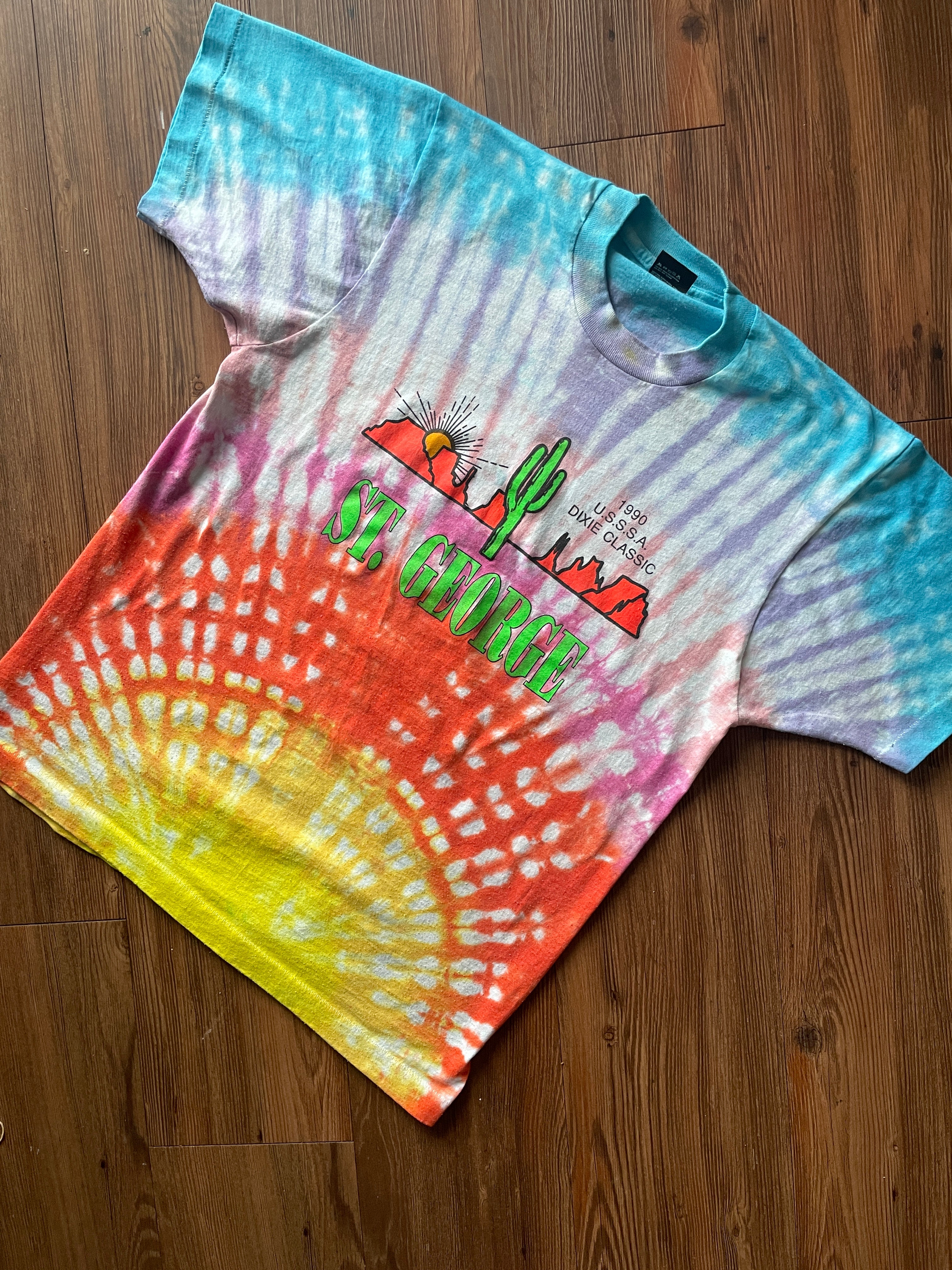 LARGE Vintage 1990 USSSA Dixie Classic Handmade Tie Dye T-Shirt | One-Of-a-Kind Sunrise Pleated Saint George, Utah Short Sleeve
