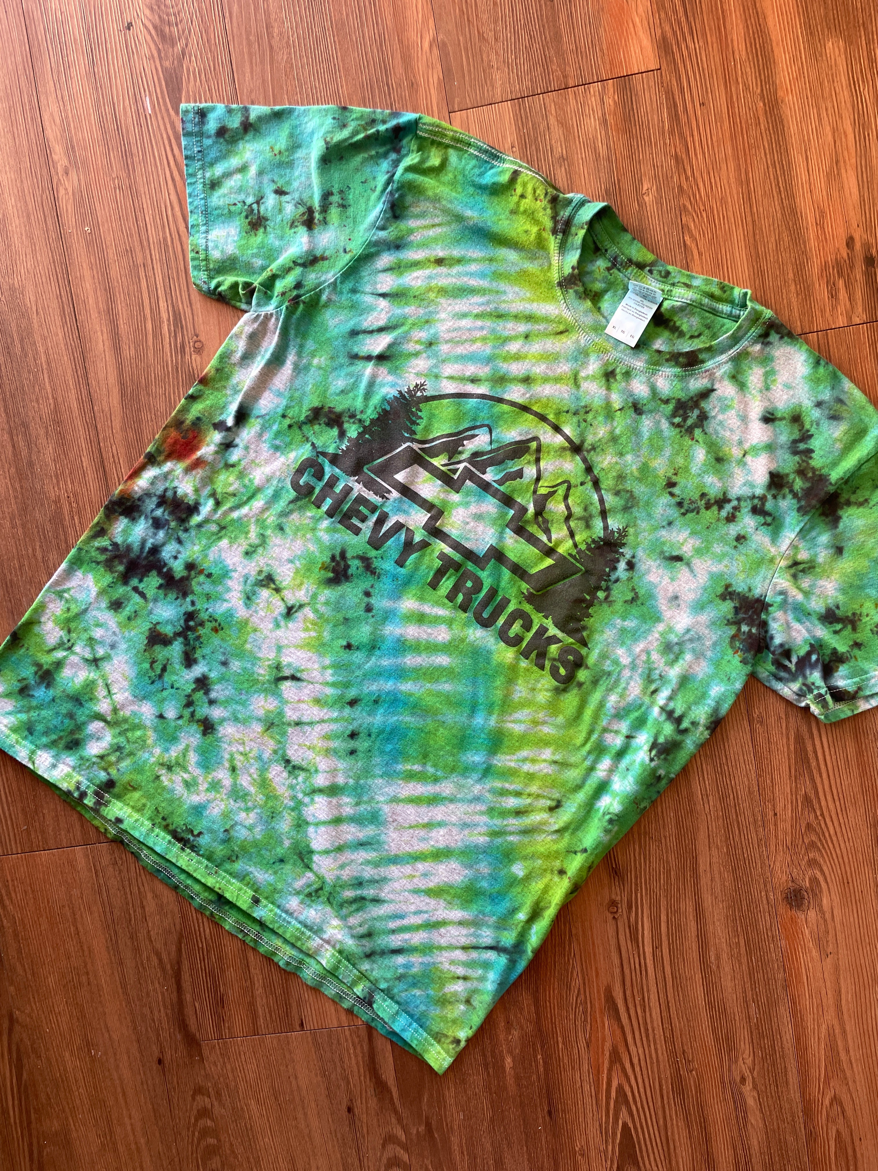 XL Men’s Chevy Trucks Handmade Tie Dye T-Shirt | One-Of-a-Kind Shades of Green Grunge Short Sleeve