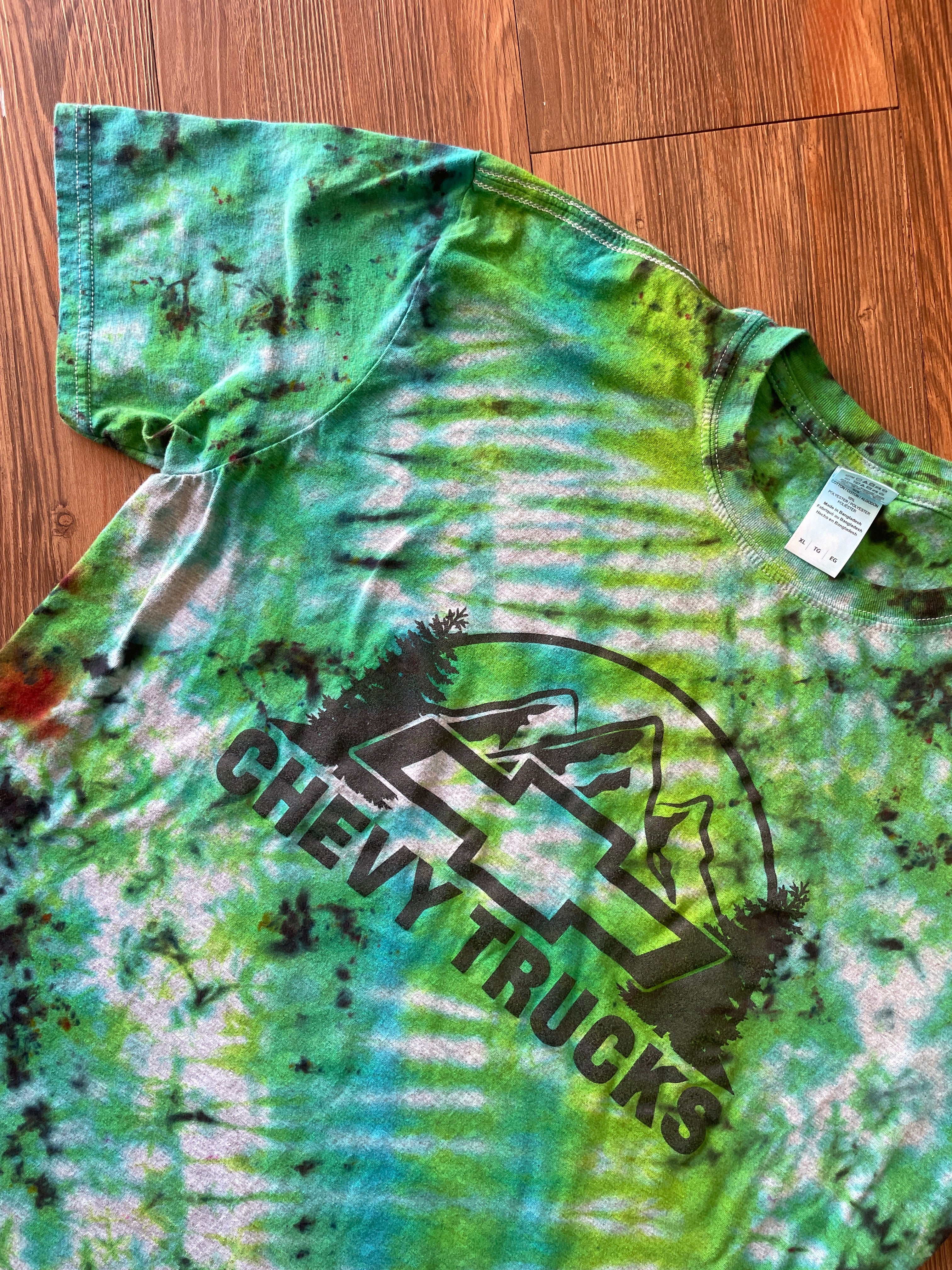 XL Men’s Chevy Trucks Handmade Tie Dye T-Shirt | One-Of-a-Kind Shades of Green Grunge Short Sleeve