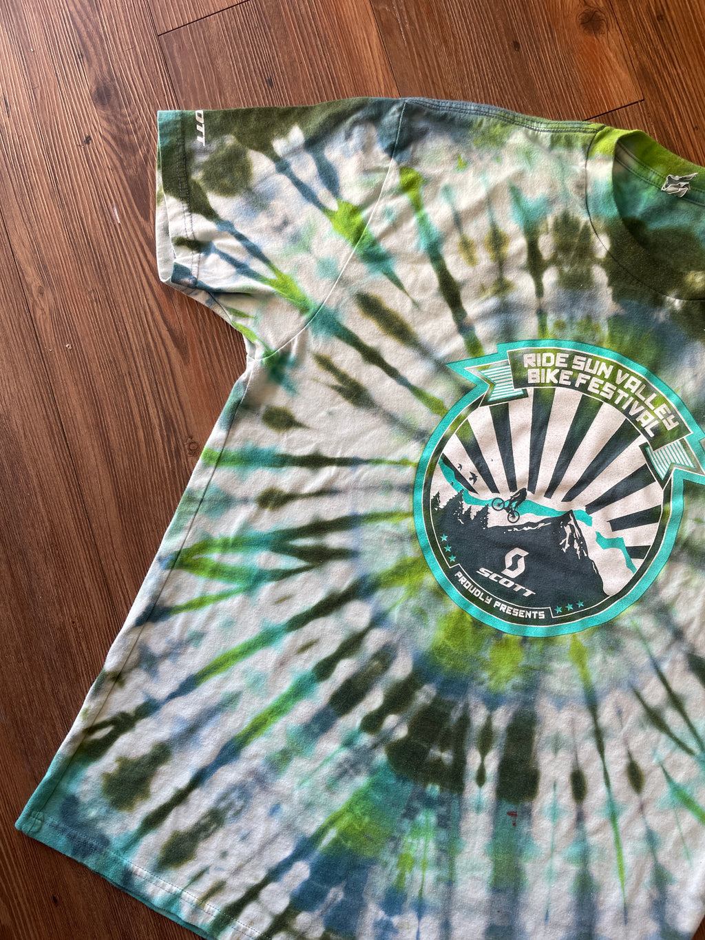 LARGE Men’s Scott Sports Sun Valley Bike Festival Handmade Tie Dye T-Shirt | One-Of-a-Kind Green and Blue Short Sleeve
