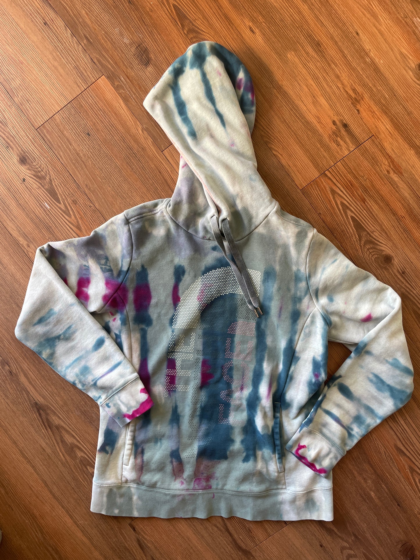 LARGE Women’s The North Face Half Dome Handmade Tie Dye Hoodie | Mint Green and Blue Pleated Long Sleeve