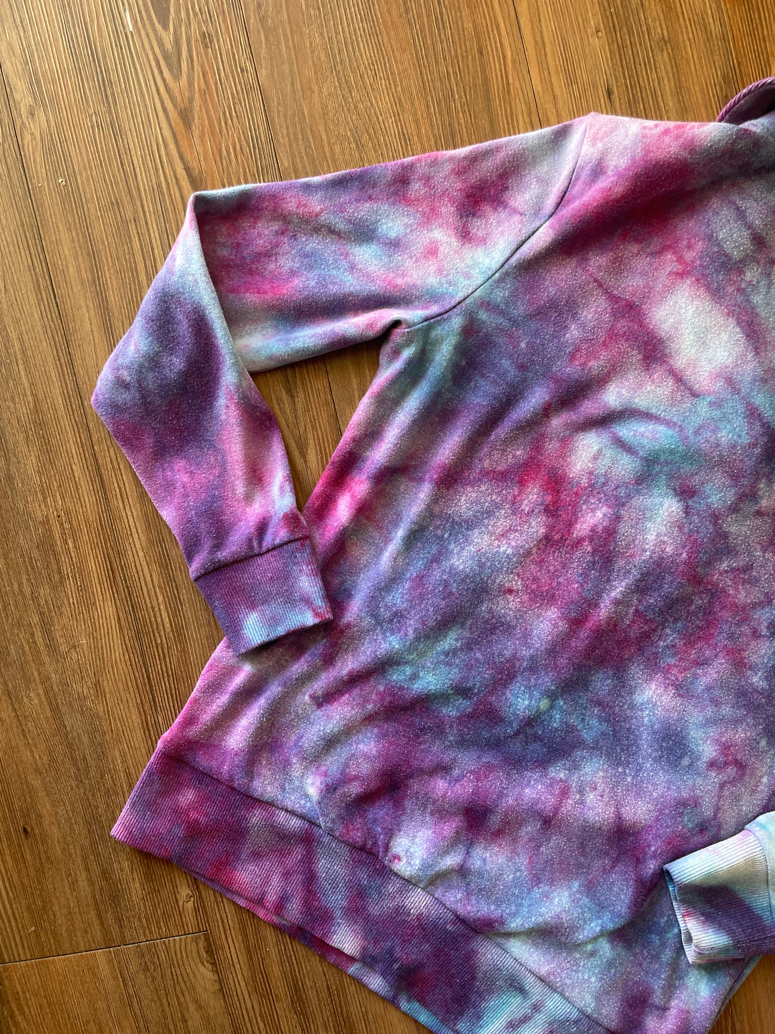 Small Women’s Banana Republic Handmade Galaxy Dye Sweater | Pink, Purple, and Blue Ice Dye Long Sleeve