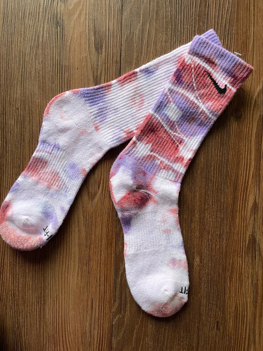 Pastel Pink and Purple Tie Dye Nike Dri-FIT Everyday Plus Training Socks - Size Medium (Men's 6-8/Women's 7-10)