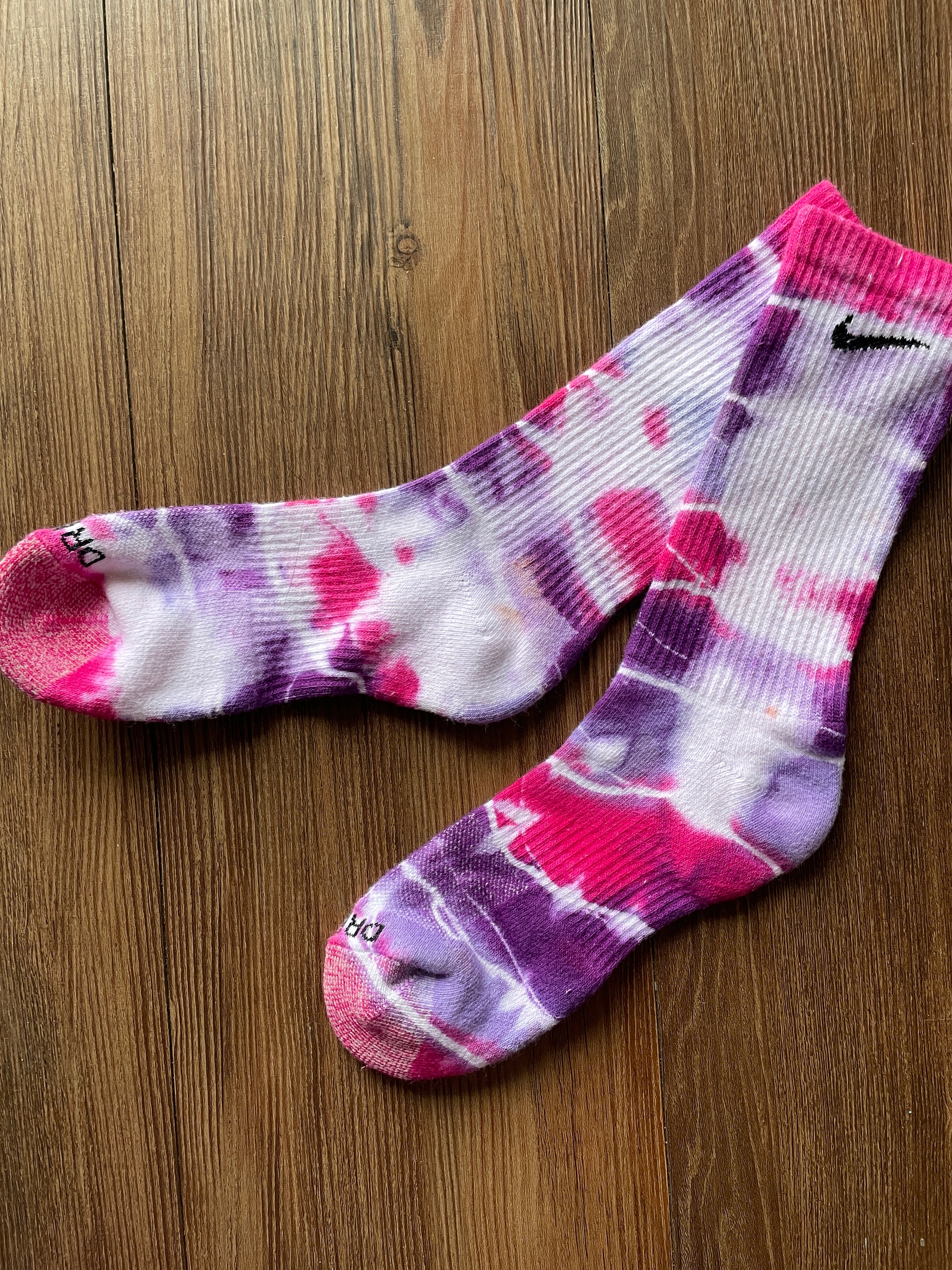 Purple and Pink Tie Dye Nike Dri-FIT Everyday Plus Training Socks - Size Medium (Men's 6-8/Women's 7-10)