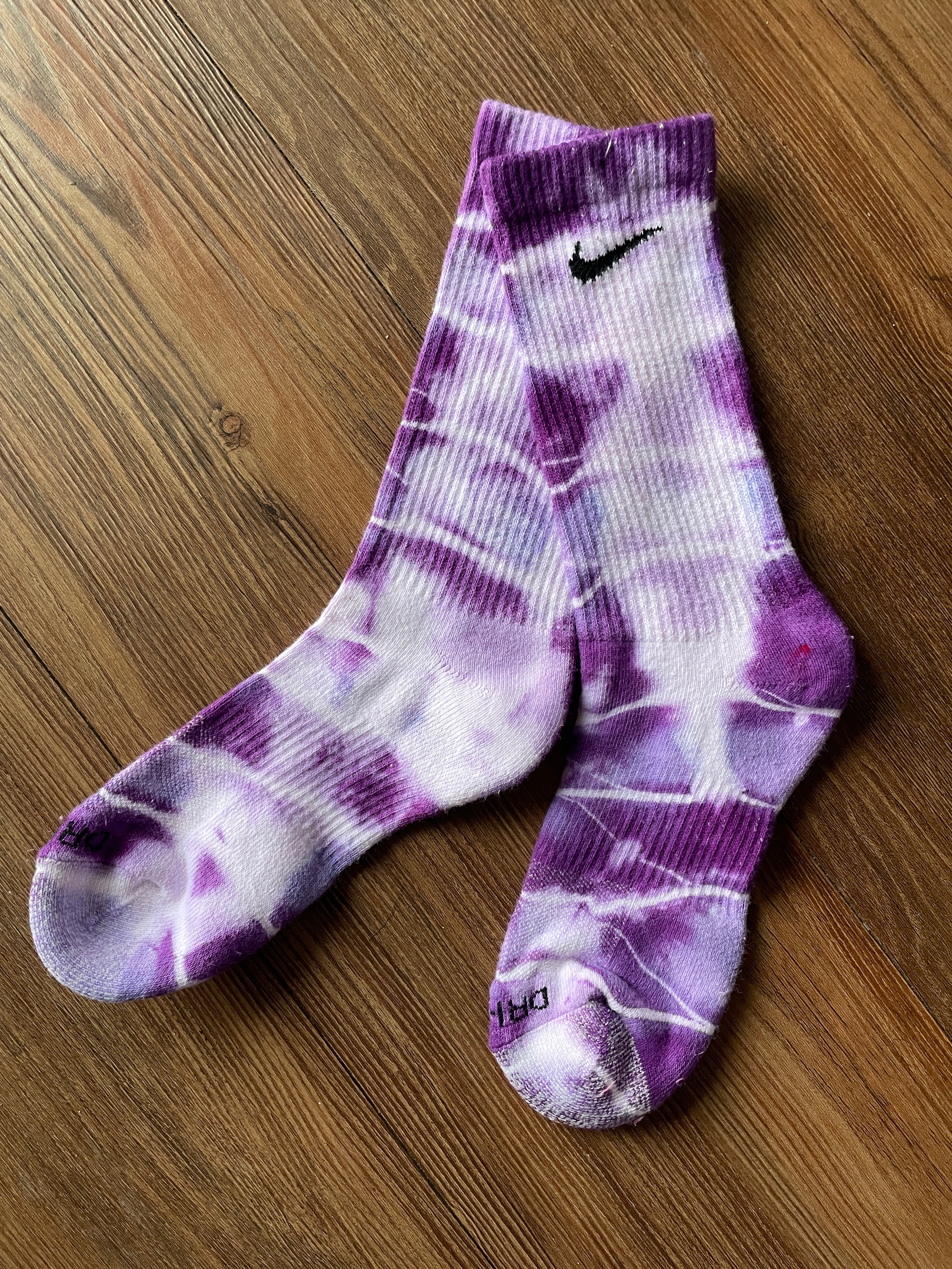 Shades of Purple Tie Dye Nike Dri-FIT Everyday Plus Training Socks - Size Medium (Men's 6-8/Women's 7-10)