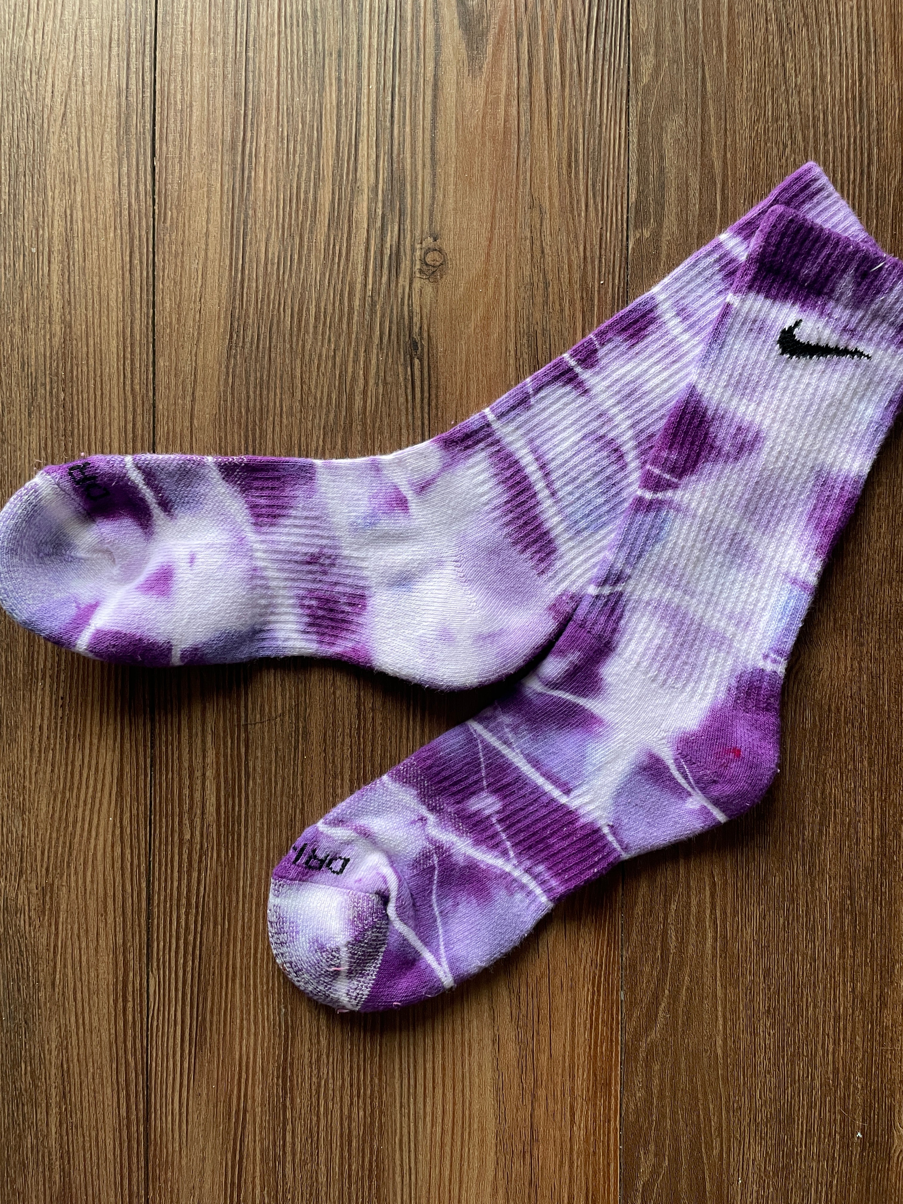 Shades of Purple Tie Dye Nike Dri-FIT Everyday Plus Training Socks - Size Medium (Men's 6-8/Women's 7-10)