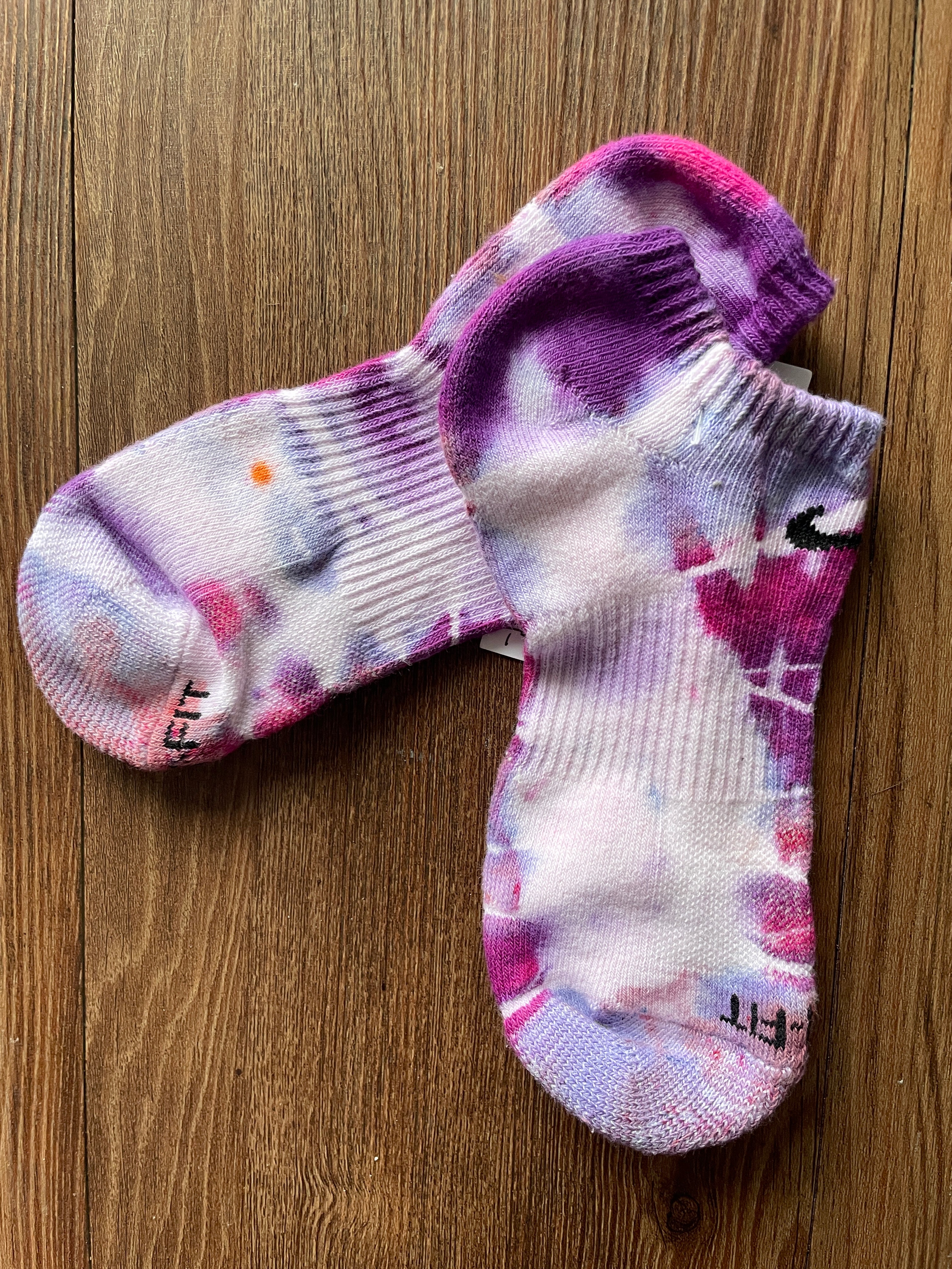 Pastel Purple, Pink, and White Tie Dye Nike Dri-FIT Everyday Plus Ankle Socks - Size Medium (Men's 6-8/Women's 7-10)