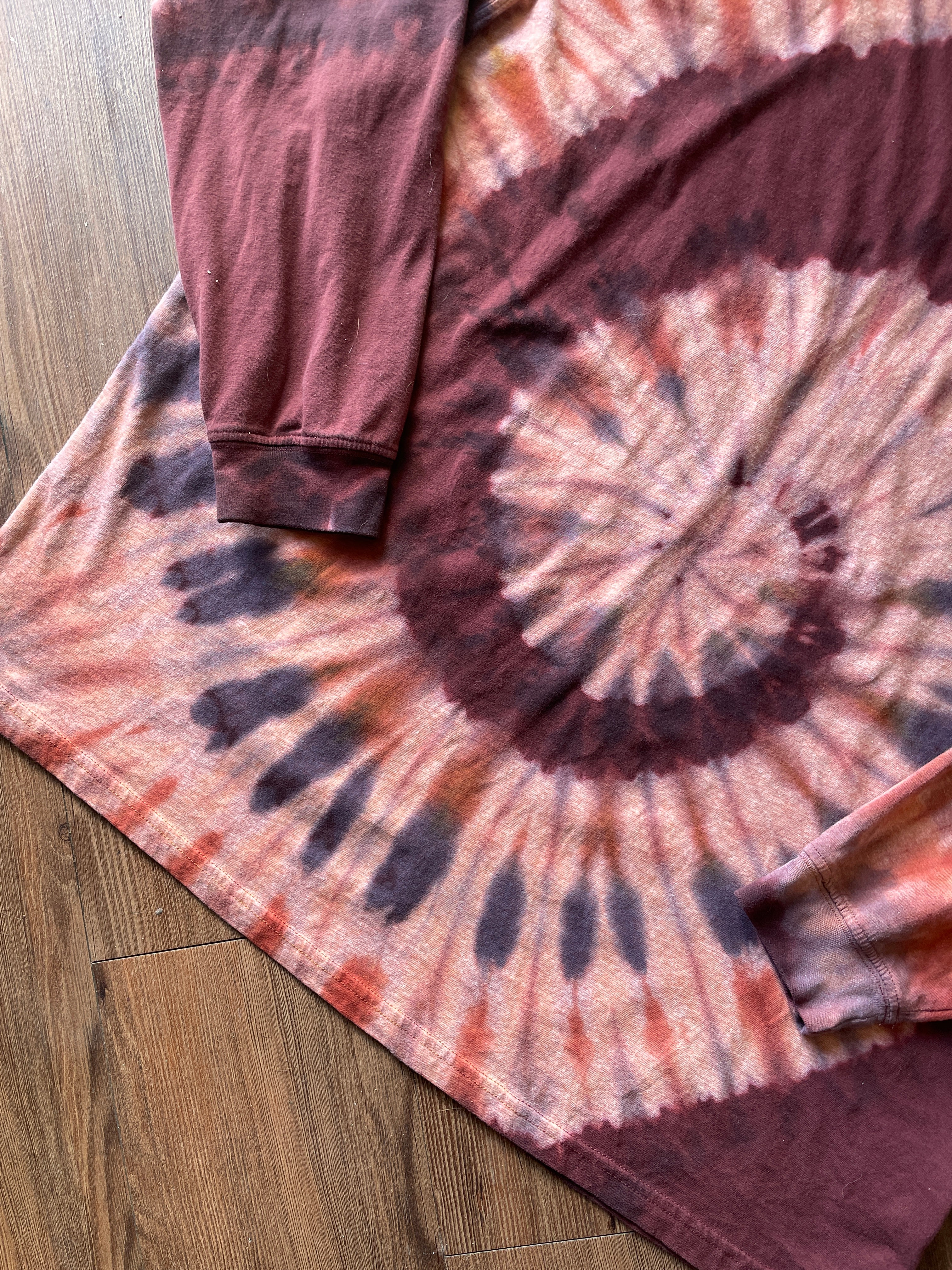 2XL Men’s Maroon and Orange Spiral Handmade Reverse Tie Dye T-Shirt | One-Of-a-Kind Warm Toned Long Sleeve