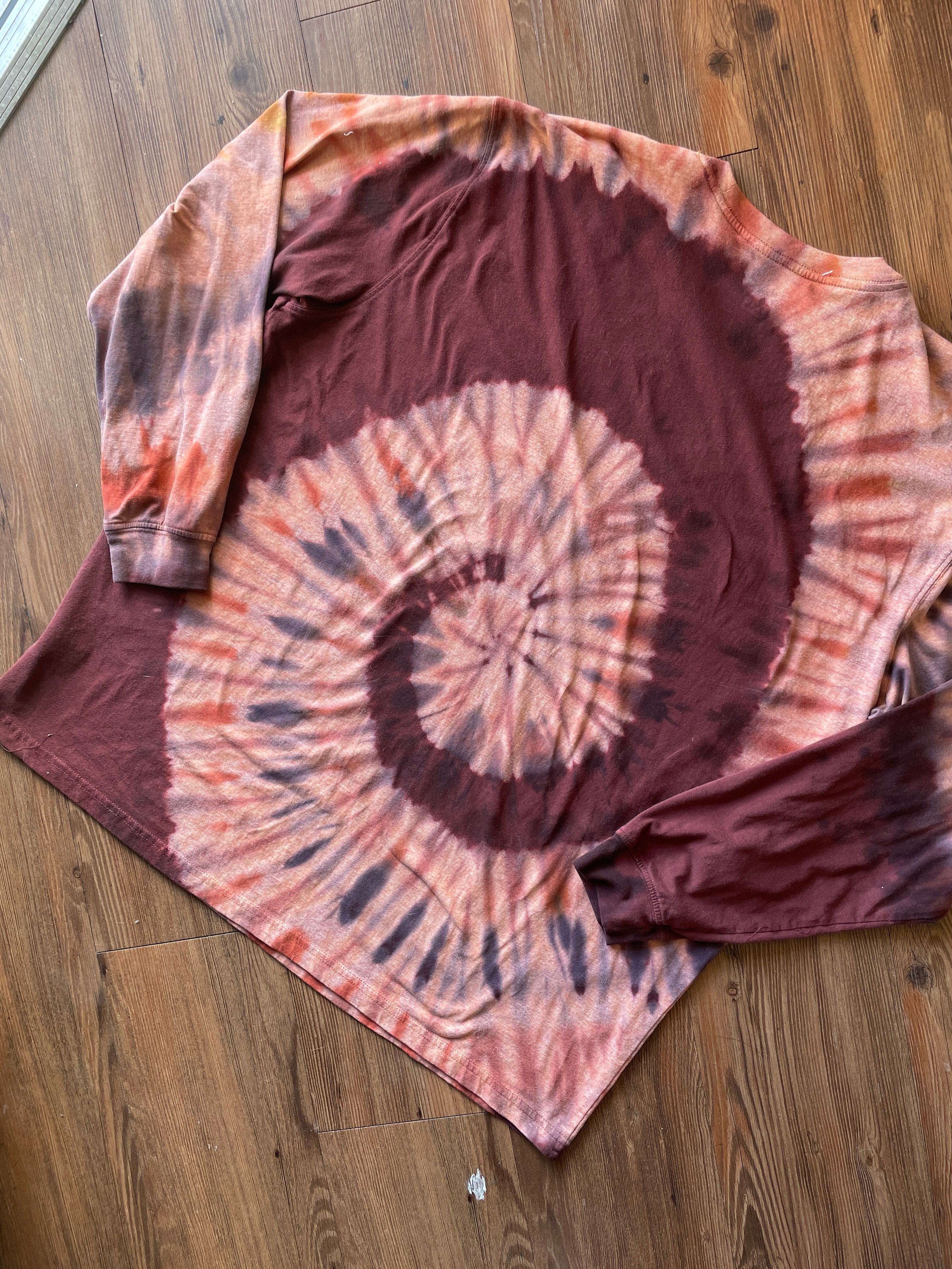 2XL Men’s Maroon and Orange Spiral Handmade Reverse Tie Dye T-Shirt | One-Of-a-Kind Warm Toned Long Sleeve