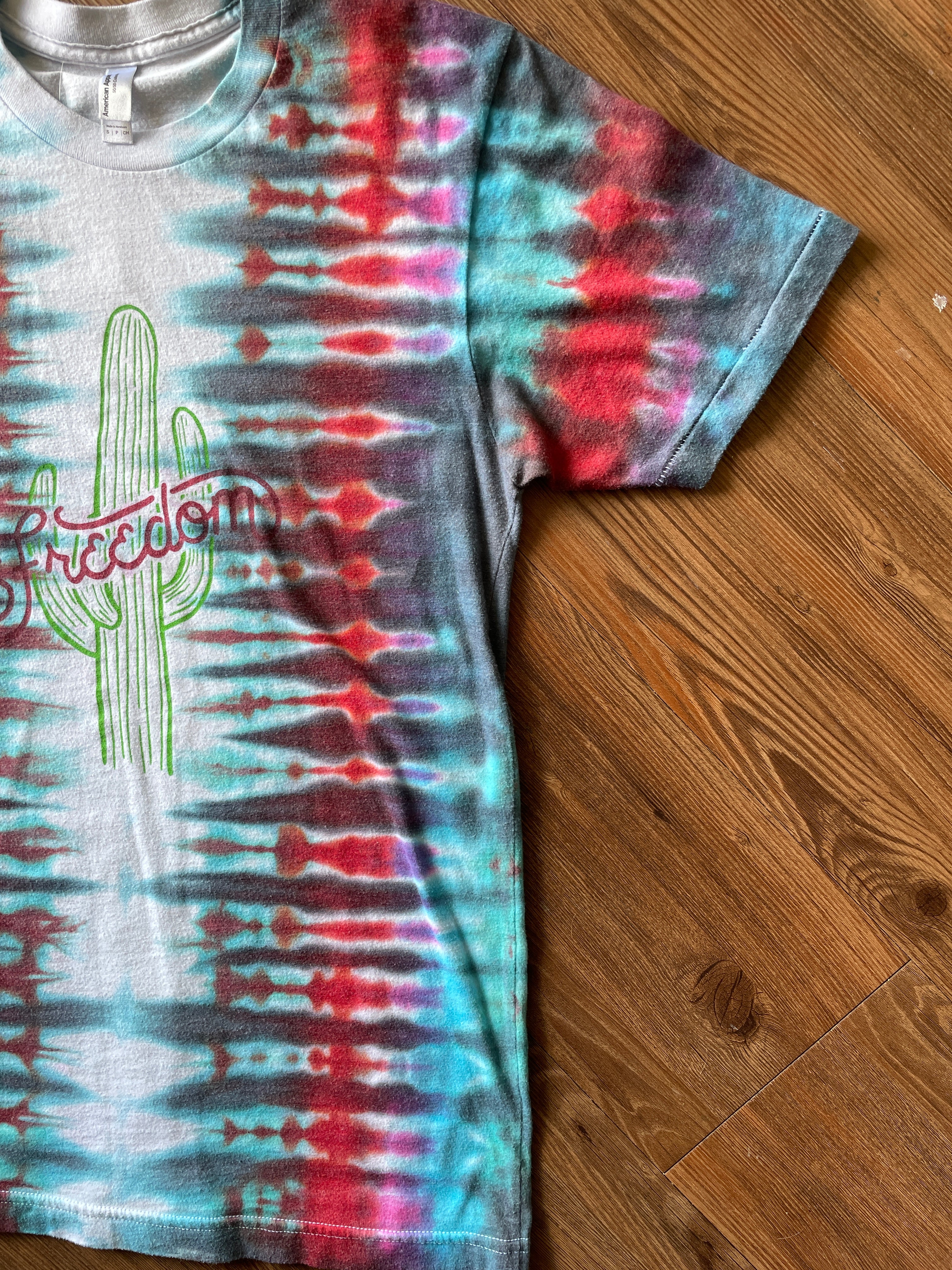 SMALL Unisex American Apparel Freedom Handmade Tie Dye T-Shirt | One-Of-a-Kind Red, Blue, and Gray Pleated Short Sleeve