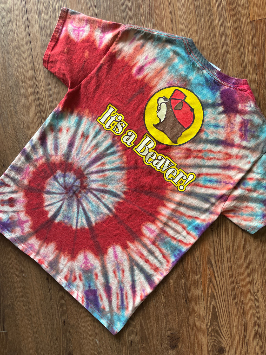MEDIUM Men’s Bucee's It's A Beaver Handmade Reverse Tie Dye T-Shirt | One-Of-a-Kind Red, Blue, and Purple Spiral Short Sleeve