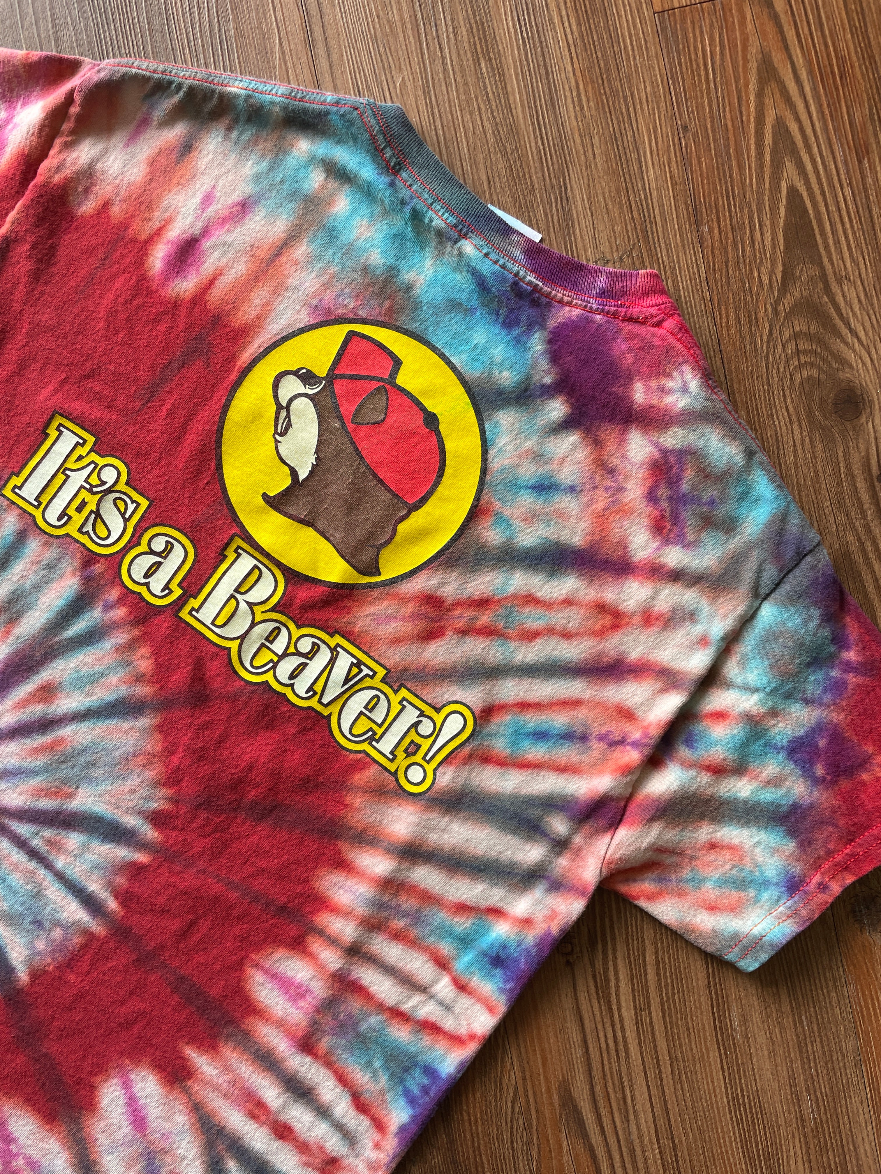 MEDIUM Men’s Bucee's It's A Beaver Handmade Reverse Tie Dye T-Shirt | One-Of-a-Kind Red, Blue, and Purple Spiral Short Sleeve