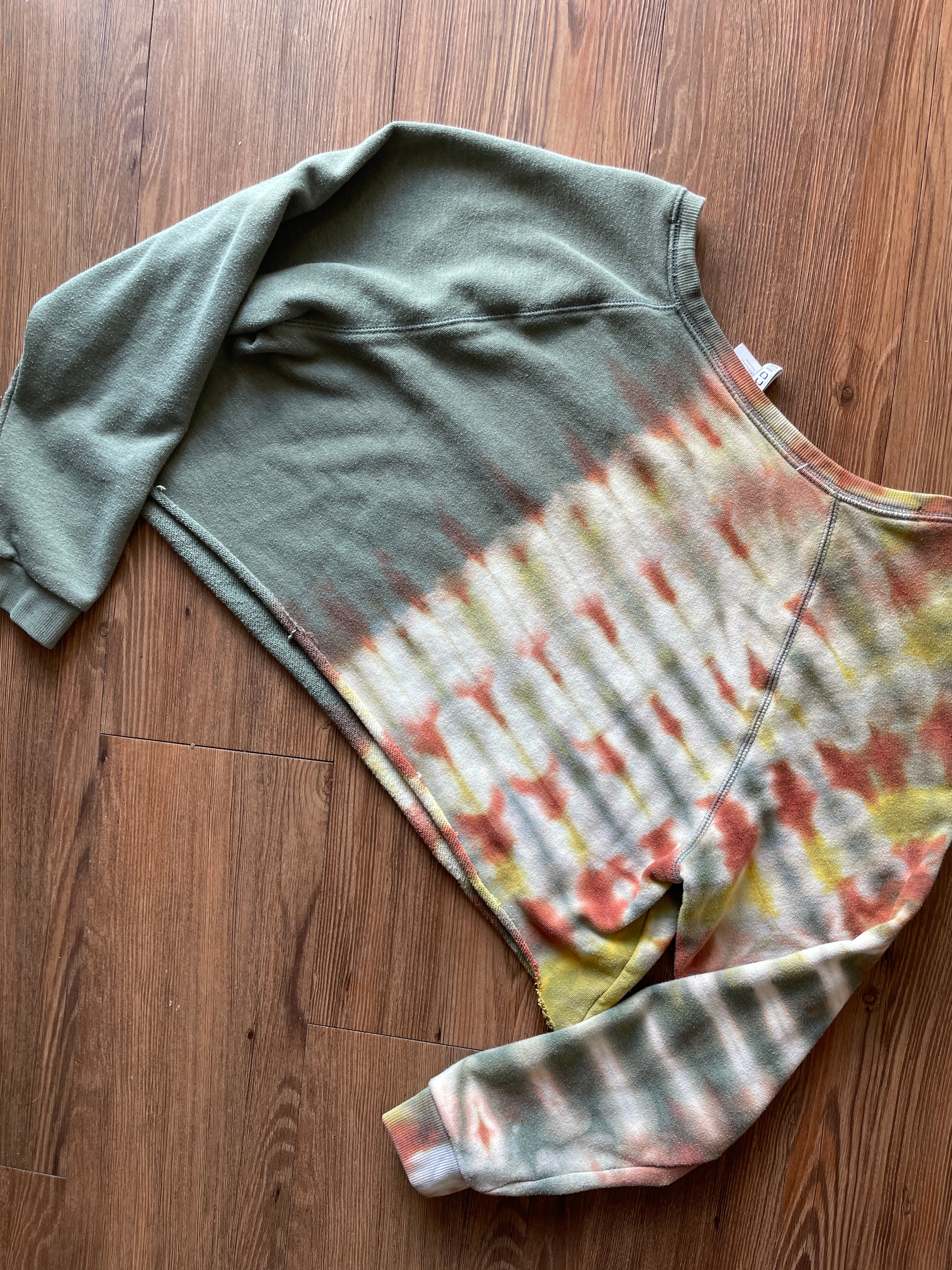 LARGE Women’s Green and Brown Handmade Tie Dye Cropped Sweatshirt | One-Of-a-Kind Earth Tones Pleated Long Sleeve