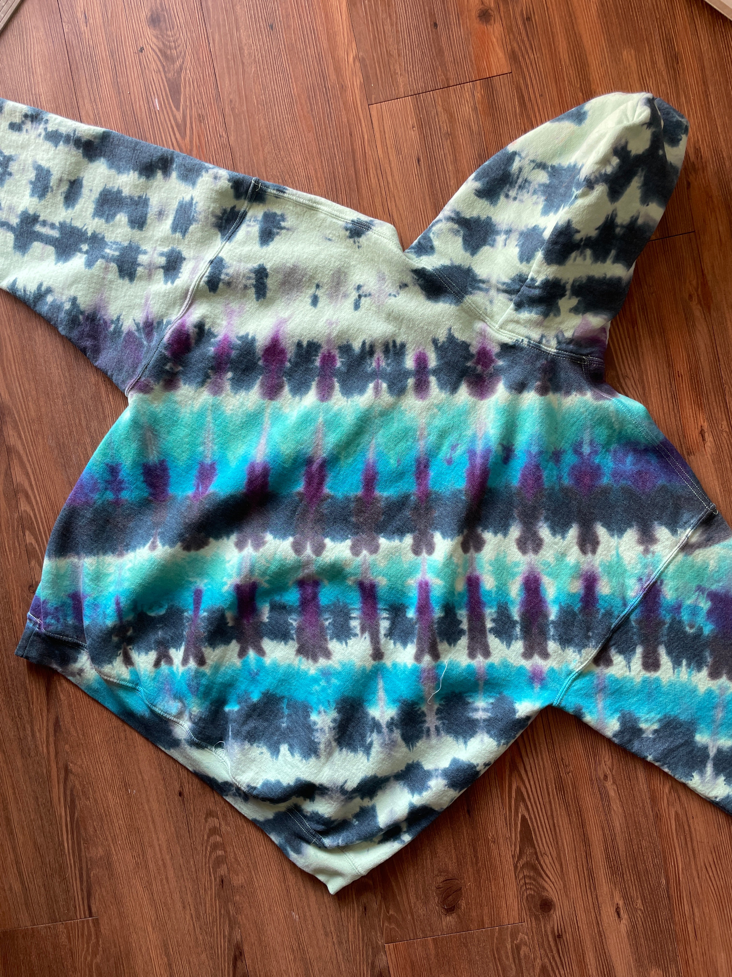 2XL Men’s Mint Green and Black Handmade Tie Dye Hoodie | One-Of-a-Kind Shades of Blue Long Sleeve Sweatshirt