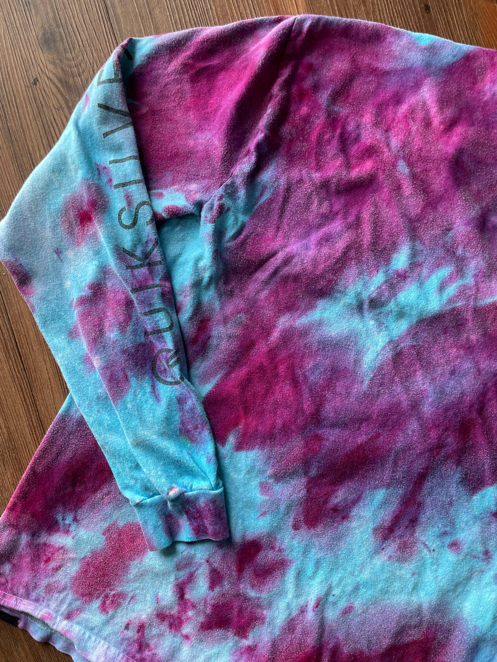 LARGE Men’s Quiksilver Galaxy Handmade Tie Dye T-Shirt | One-Of-a-Kind Blue and Pink Snow Dyed Long Sleeve
